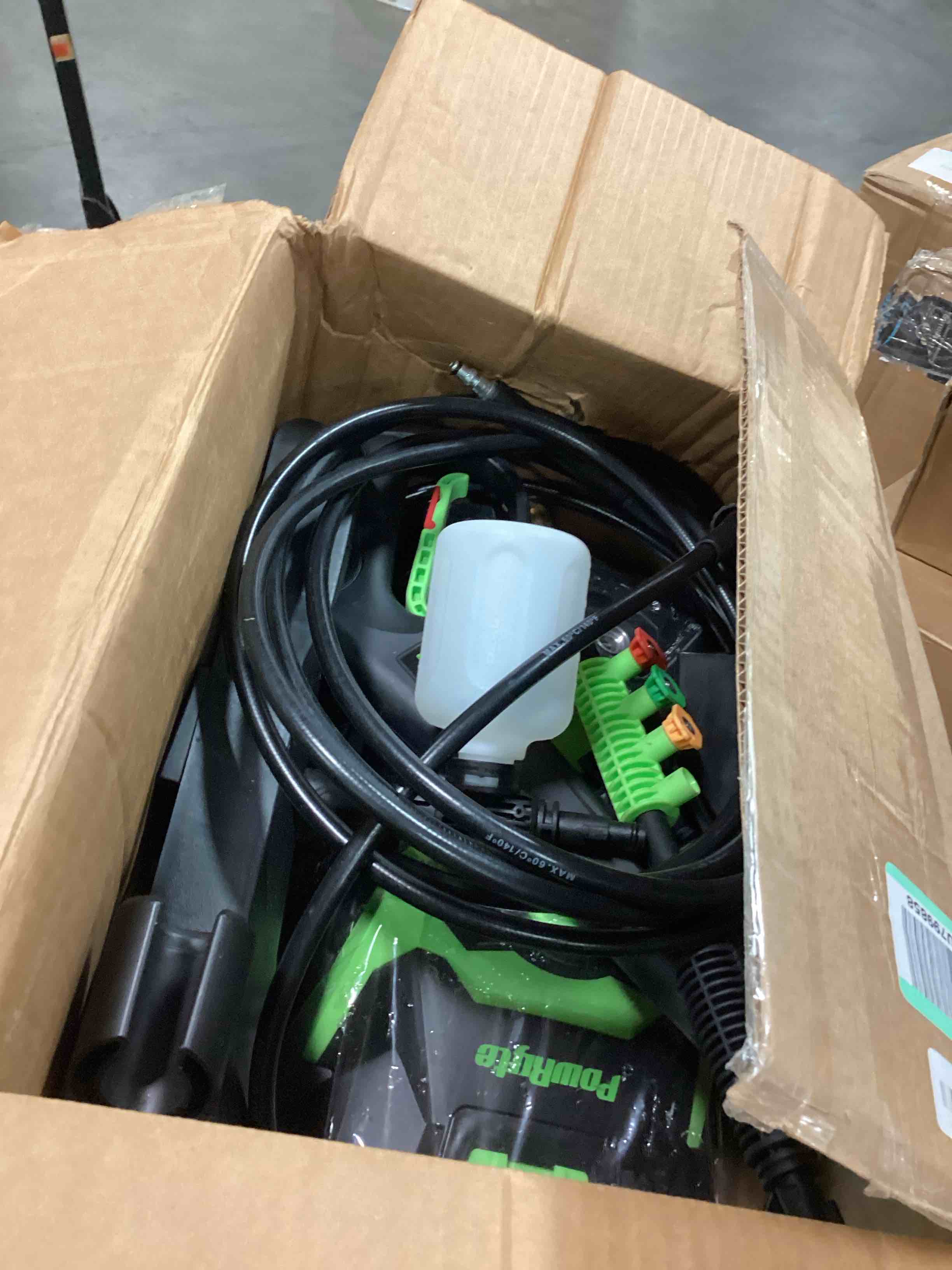 https://s3.amazonaws.com/lotting-images-prod/bidfta/TEA0425928_1728325863752.jpeg