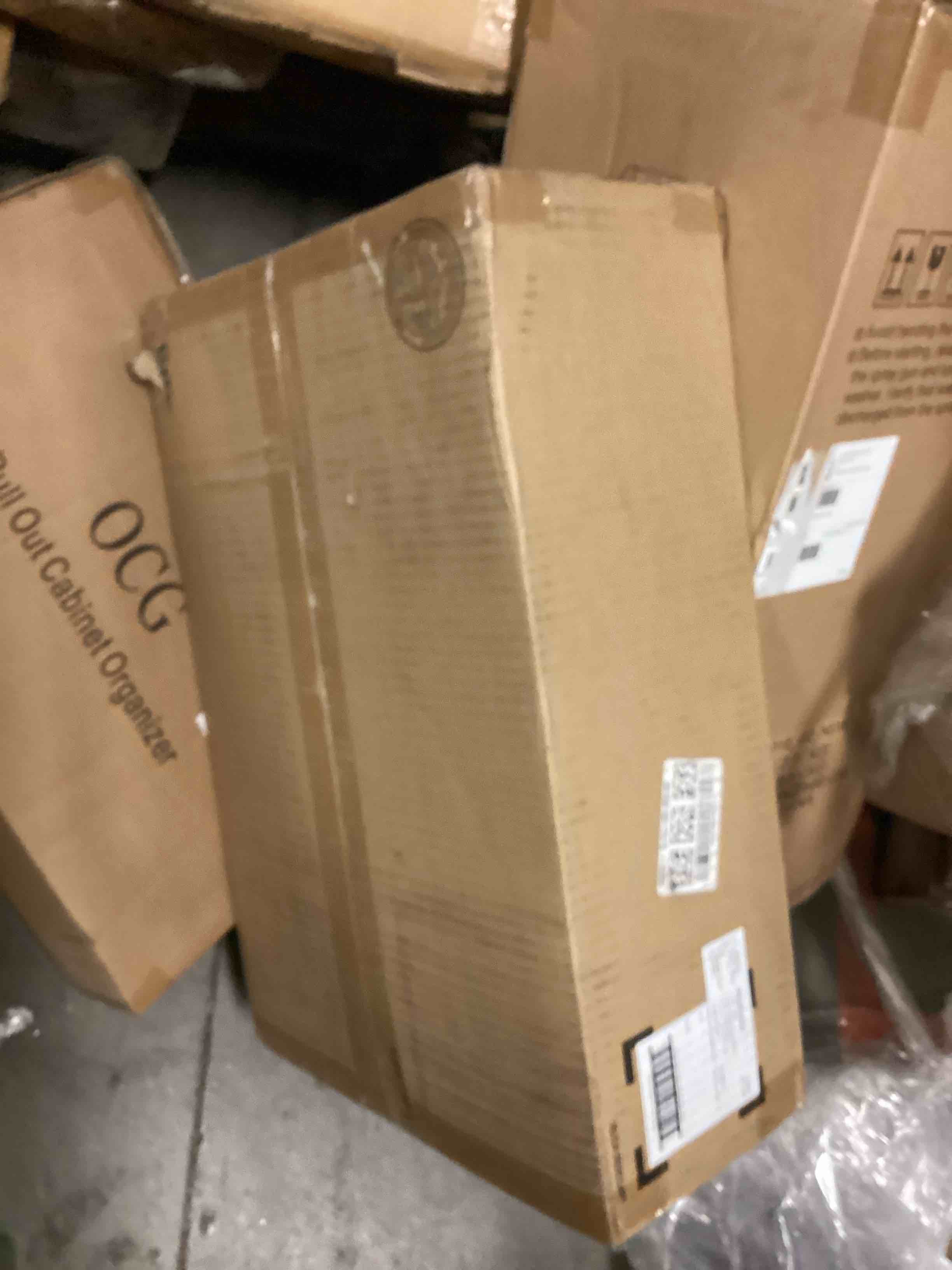 https://s3.amazonaws.com/lotting-images-prod/bidfta/TEA0425949_1728322902644.jpeg
