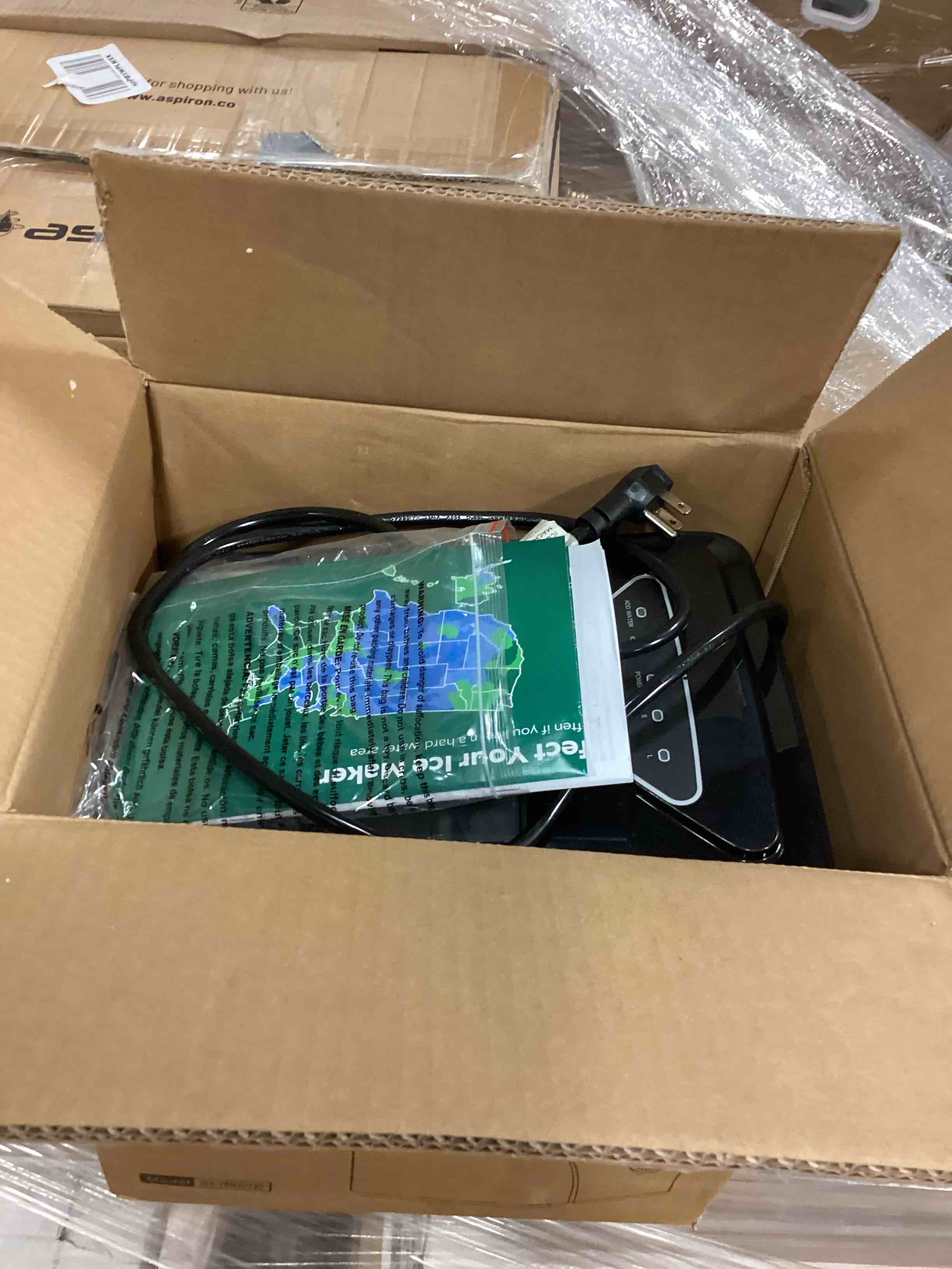 https://s3.amazonaws.com/lotting-images-prod/bidfta/TEA0425963_1728317355700.jpeg