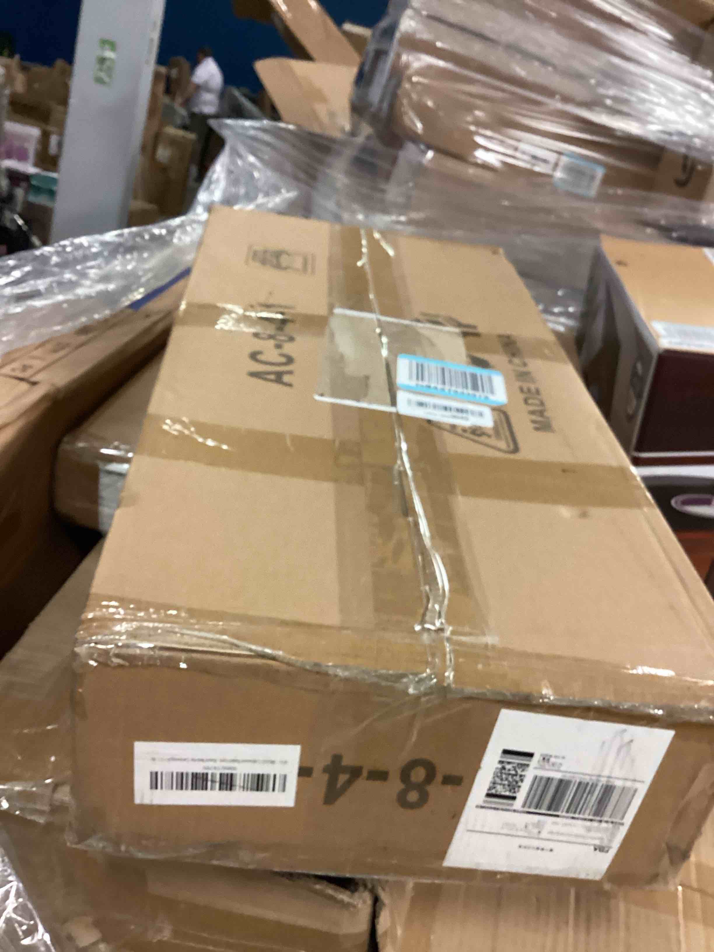 https://s3.amazonaws.com/lotting-images-prod/bidfta/TEA0425976_1728314519932.jpeg