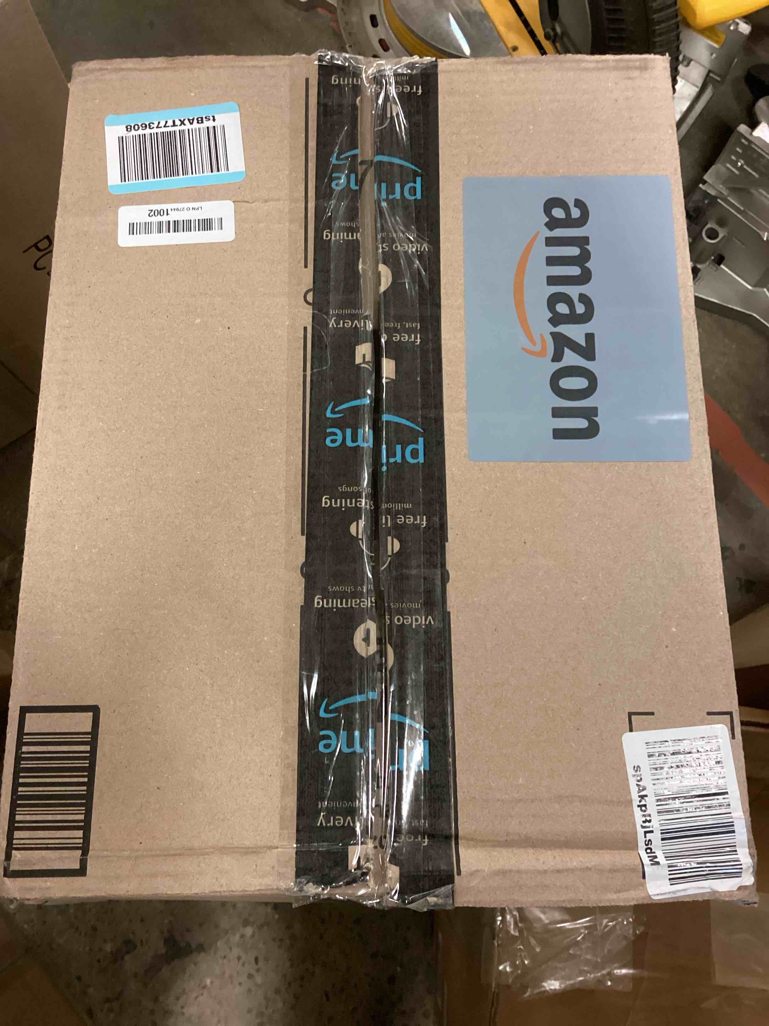 https://s3.amazonaws.com/lotting-images-prod/bidfta/TEA0426208_1743603175547.jpeg
