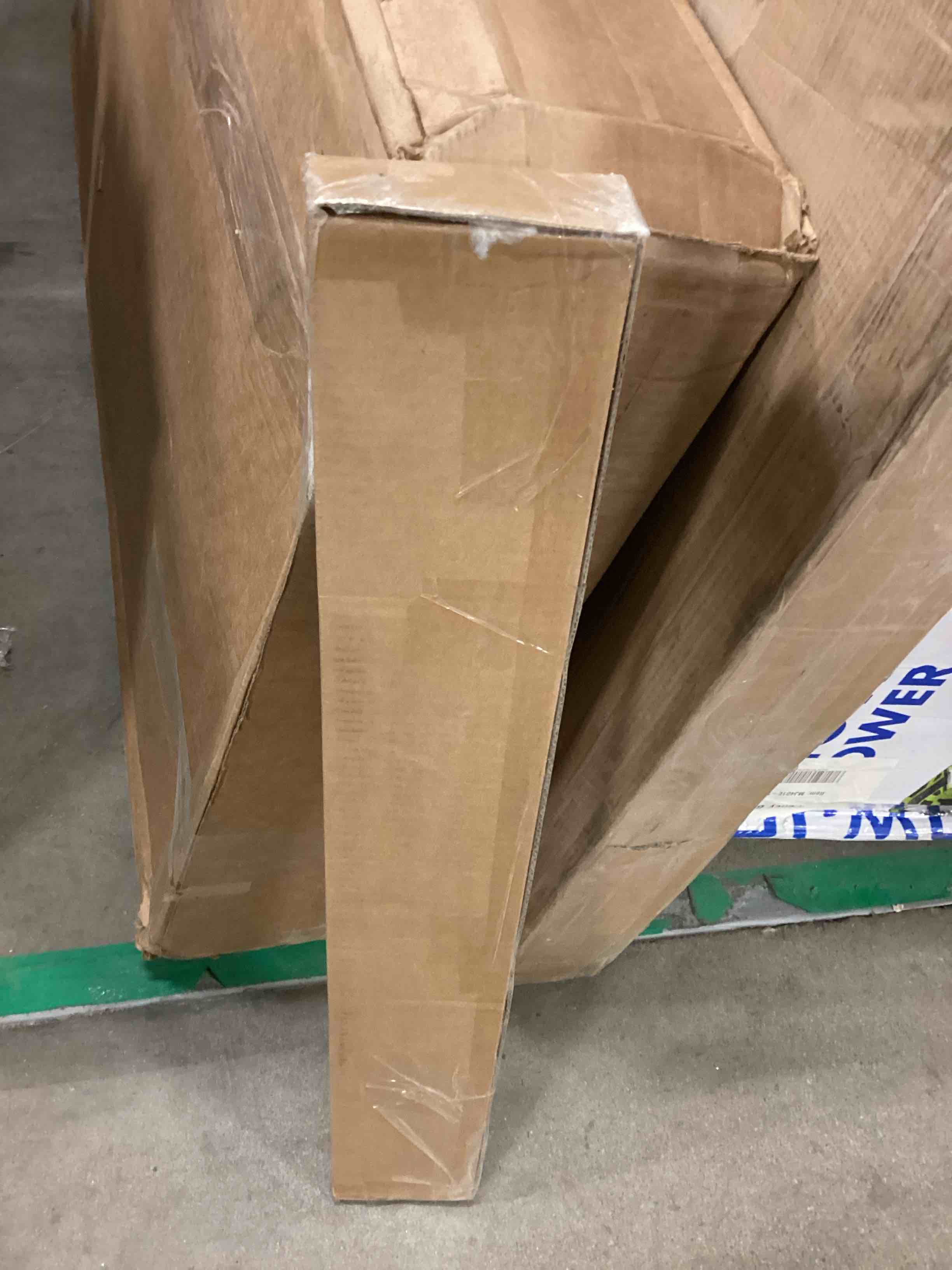 https://s3.amazonaws.com/lotting-images-prod/bidfta/TEA0426348_1743429008851.jpeg