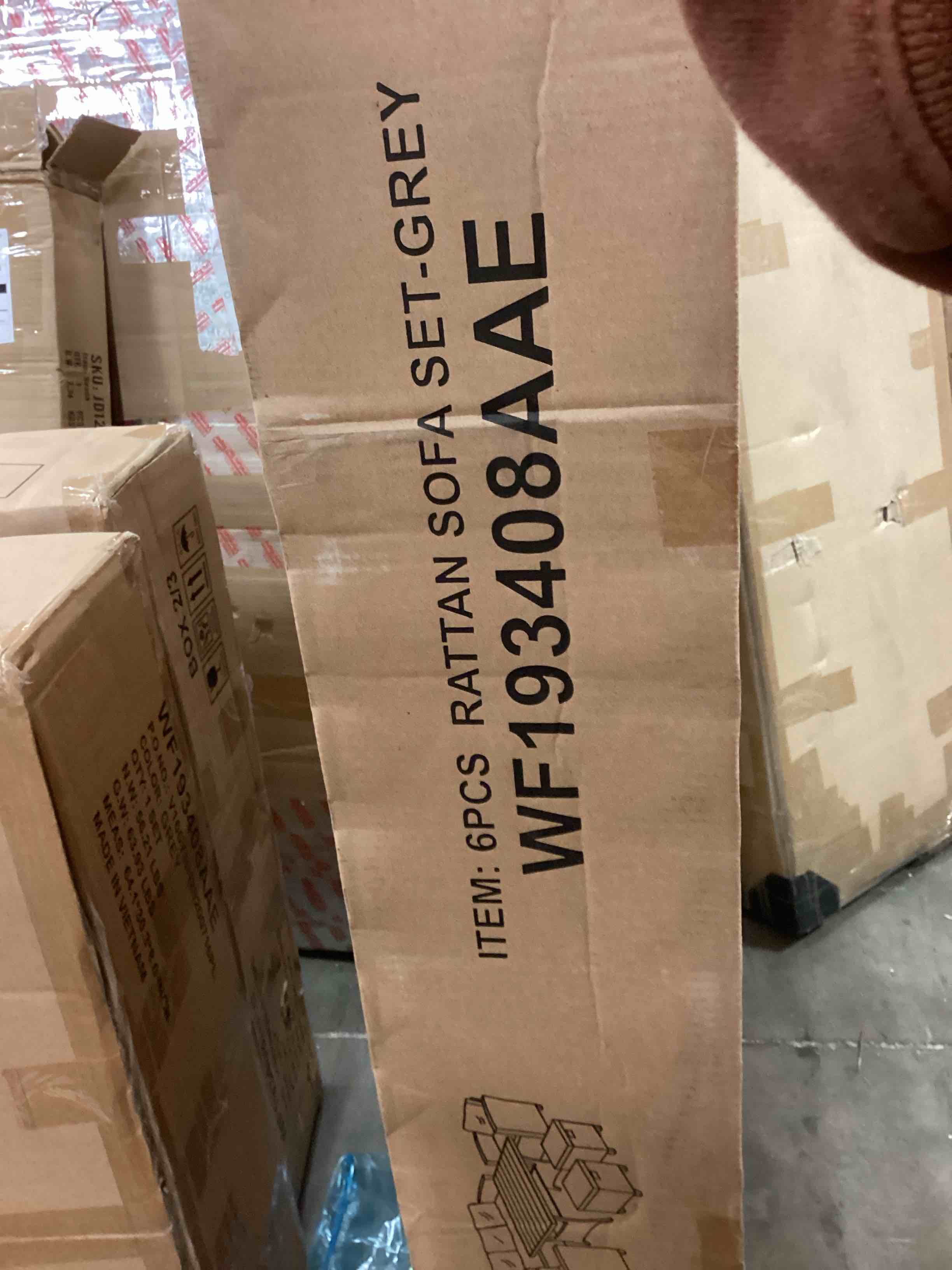 https://s3.amazonaws.com/lotting-images-prod/bidfta/TEA0426653_1731707237373.jpeg