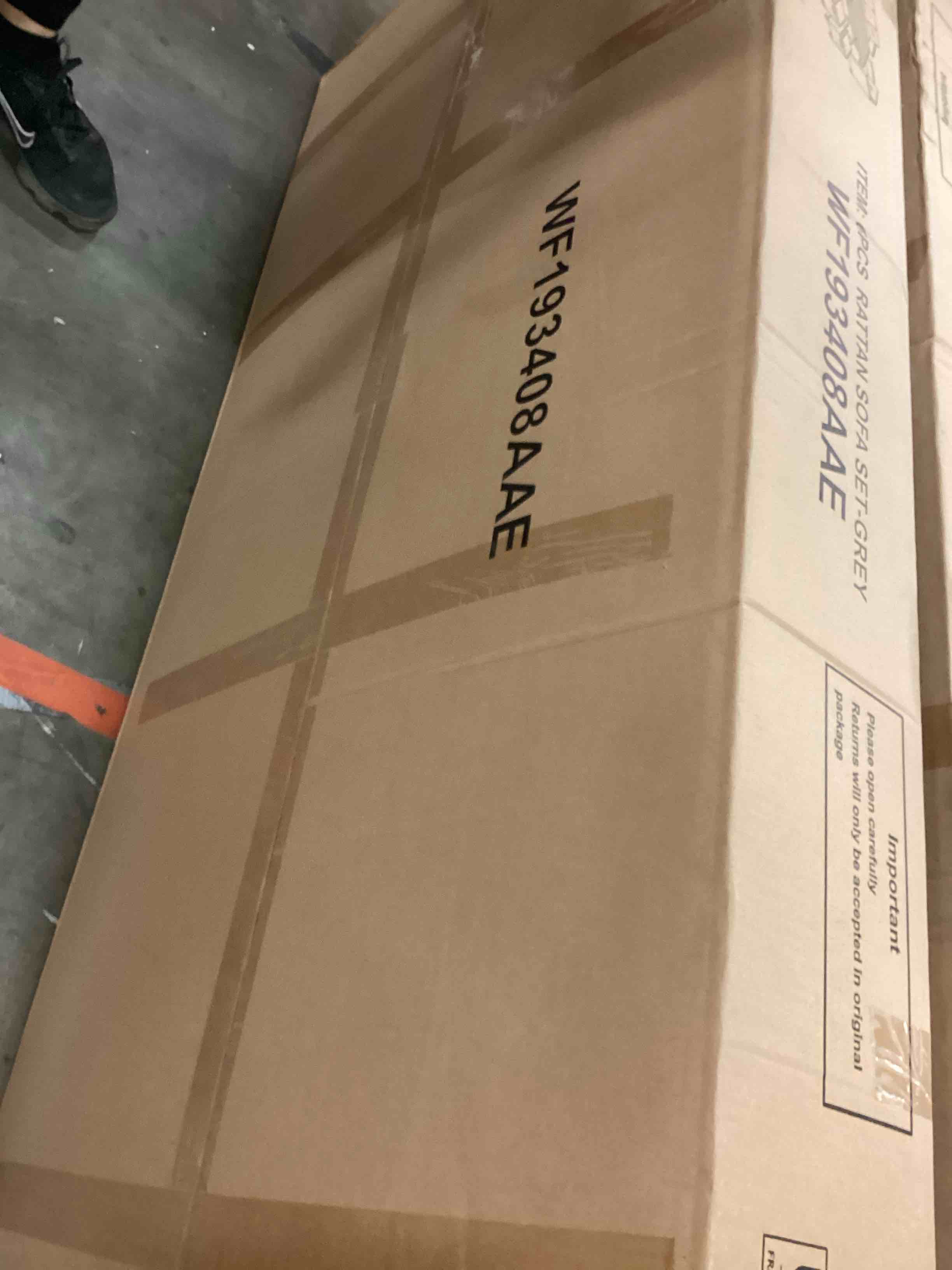 https://s3.amazonaws.com/lotting-images-prod/bidfta/TEA0426653_1731707240710.jpeg