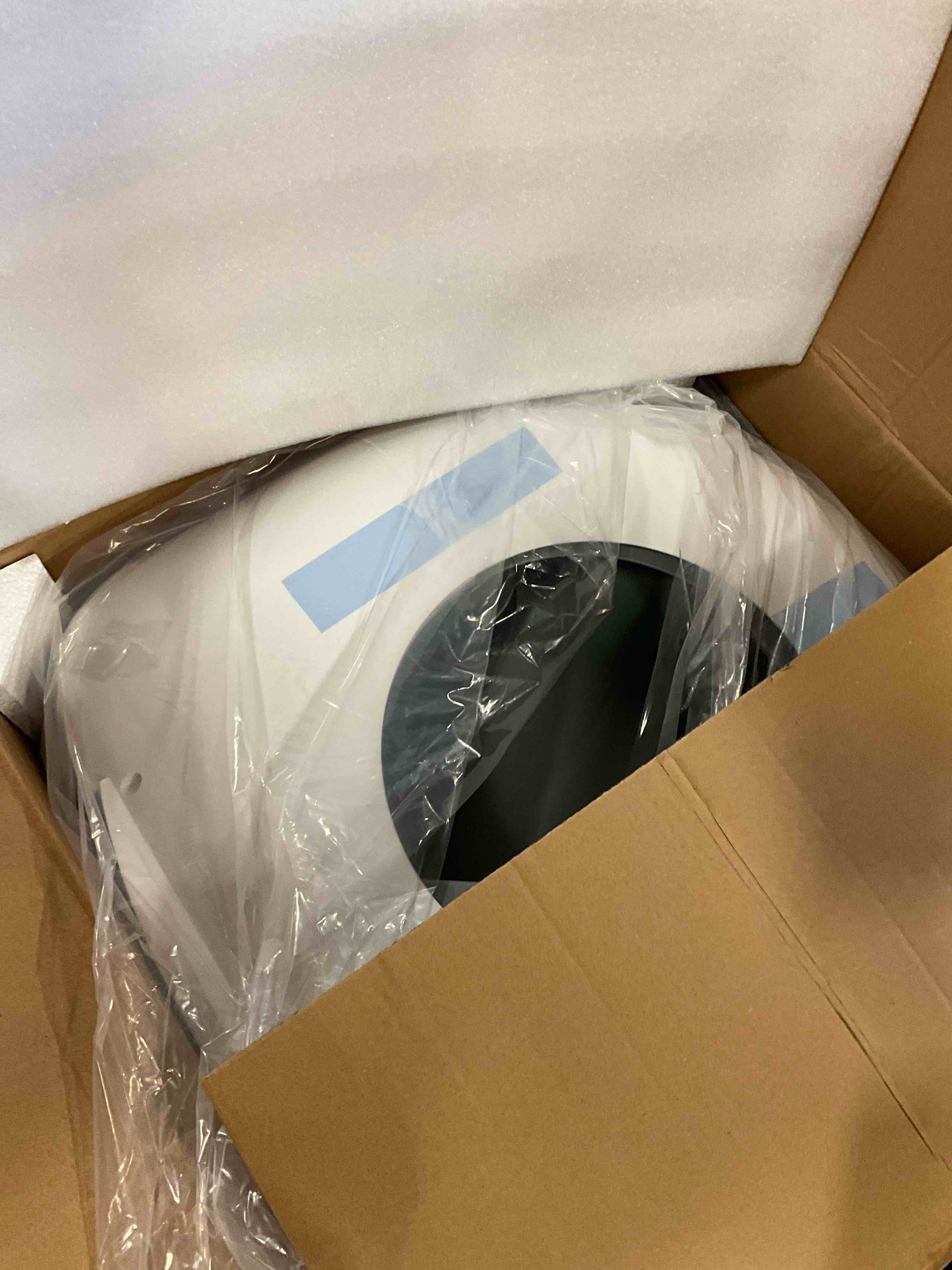 https://s3.amazonaws.com/lotting-images-prod/bidfta/TEA0426887_1730905493760.jpeg