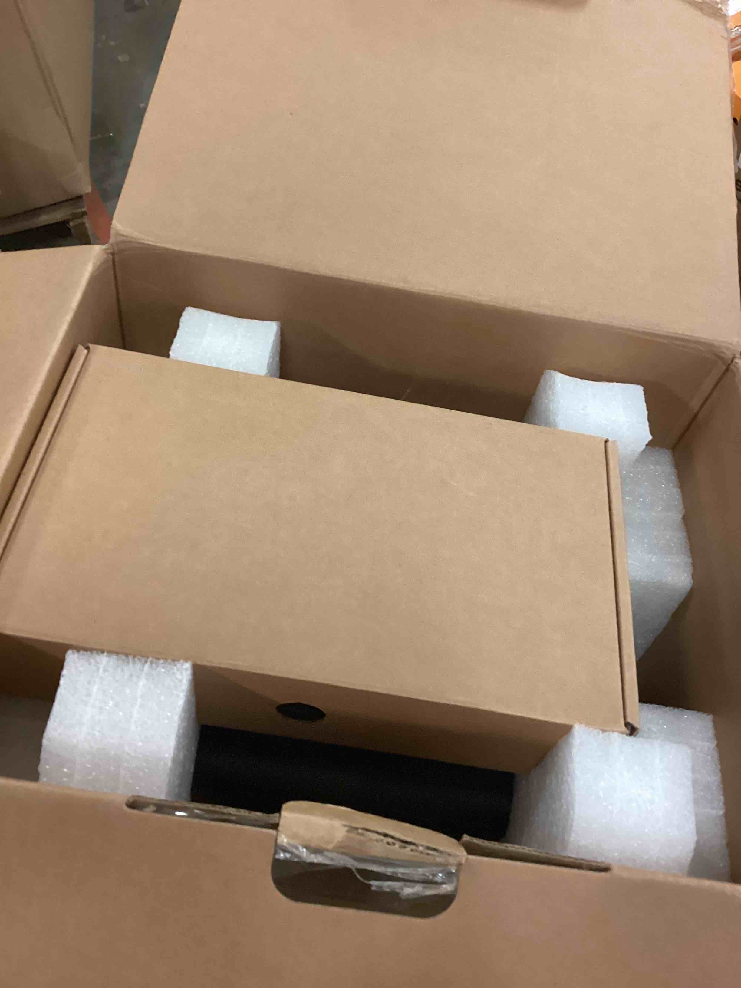 https://s3.amazonaws.com/lotting-images-prod/bidfta/TEA0427843_1728073319150.jpeg