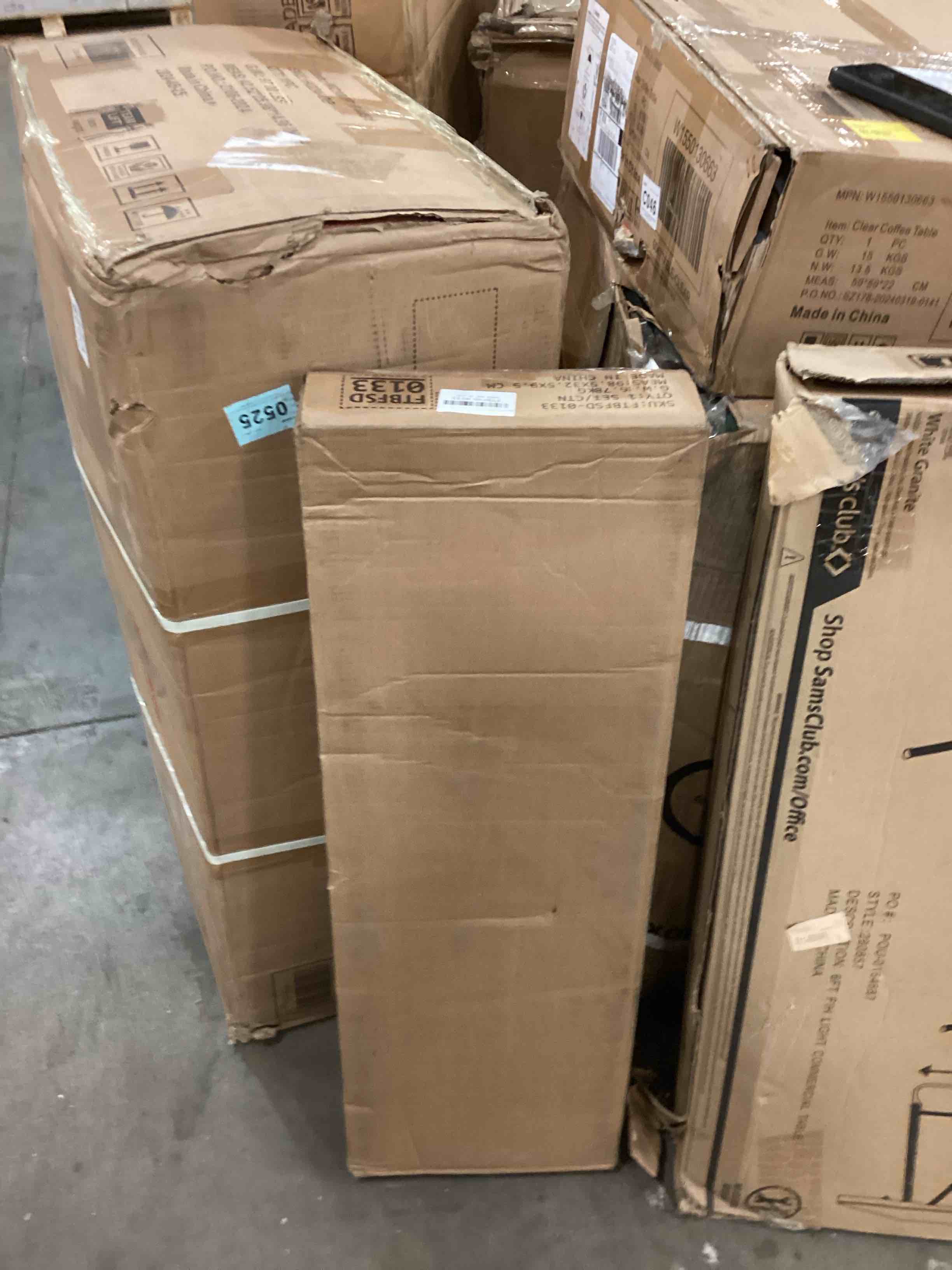 https://s3.amazonaws.com/lotting-images-prod/bidfta/TEA0429495_1733692575228.jpeg