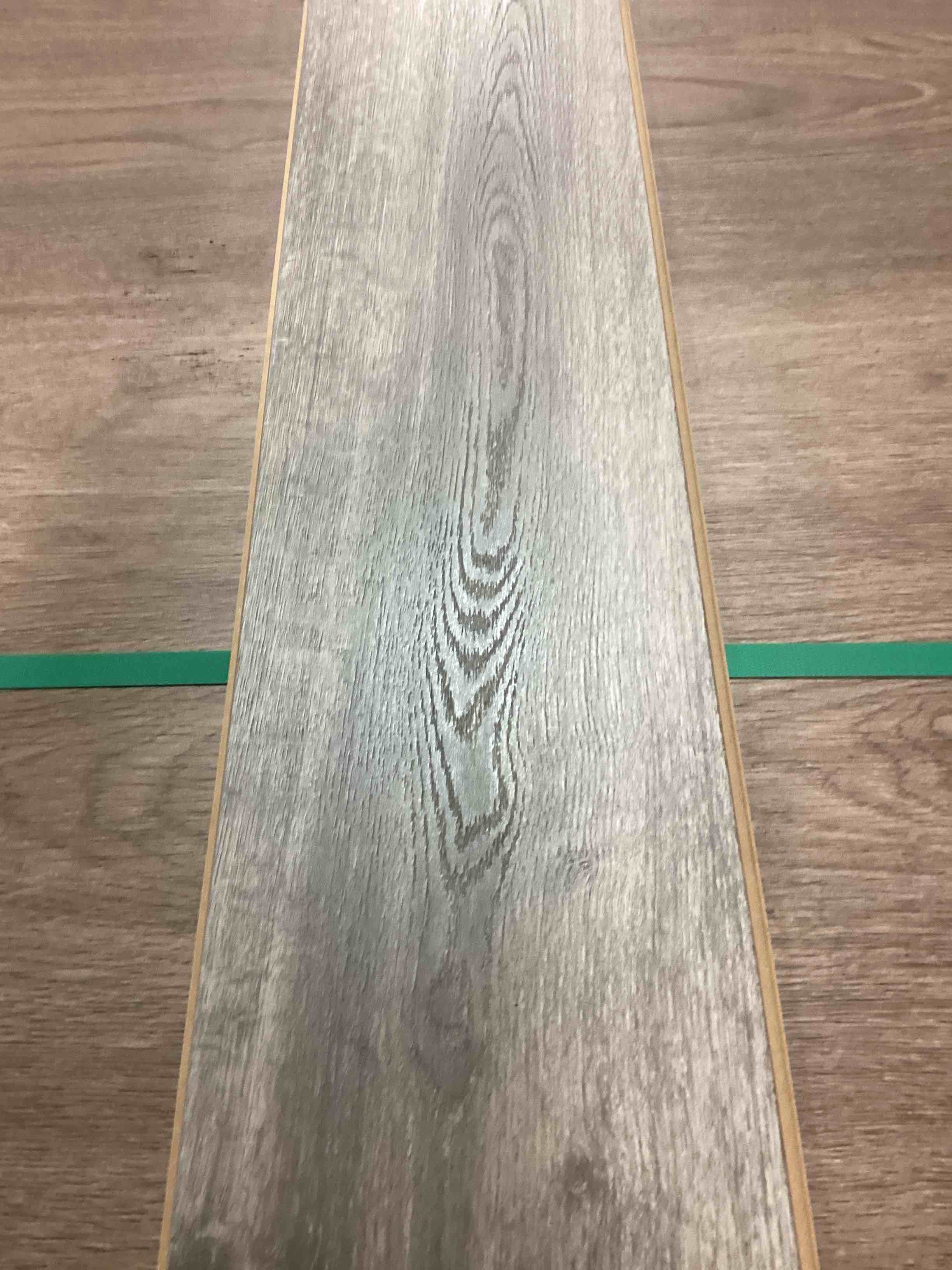 Laminate Wood Flooring (22.66 sq ft/ Box) 56 Boxes = 1268.98 Sq Ft 