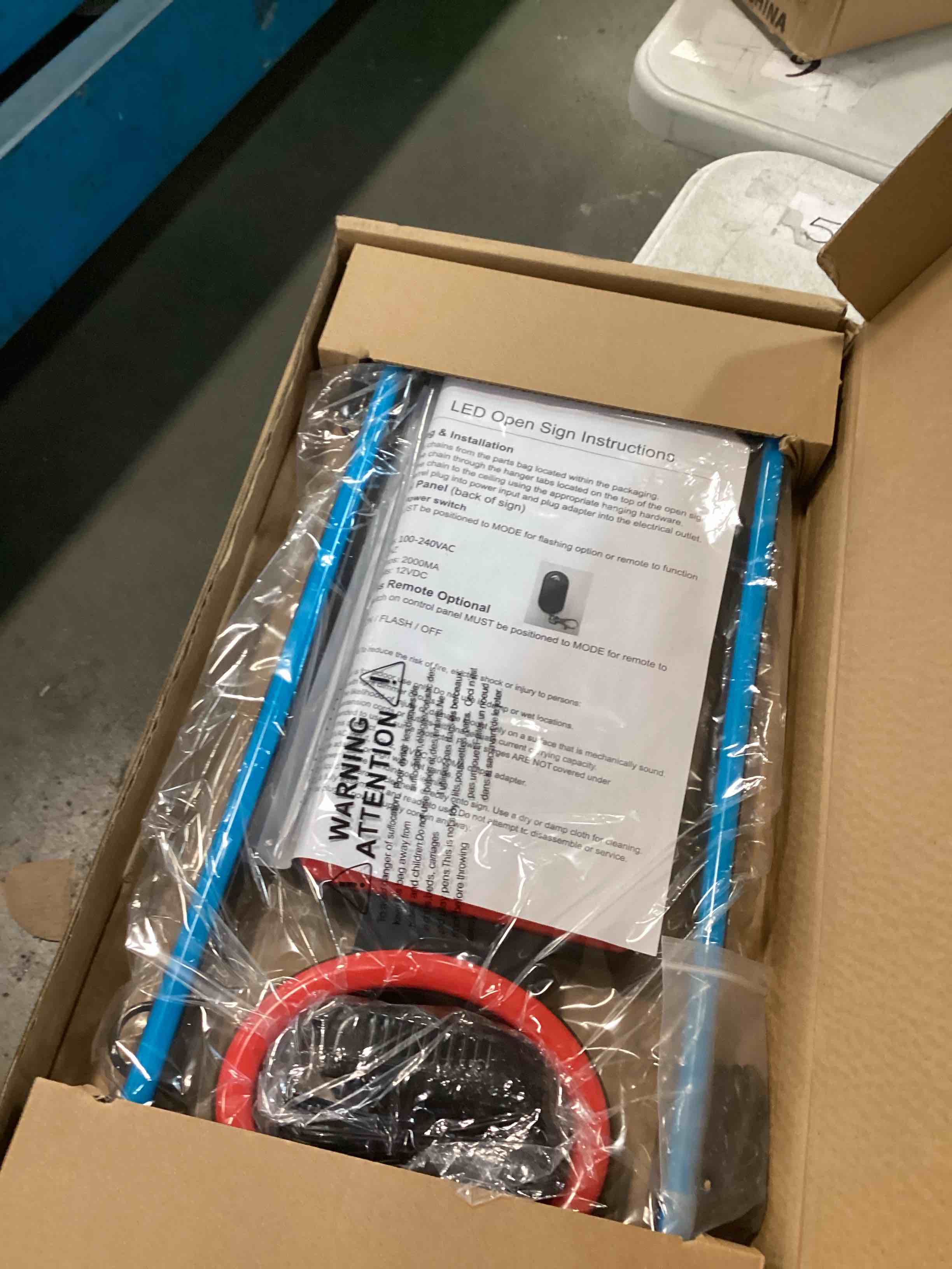 https://s3.amazonaws.com/lotting-images-prod/bidfta/TEA0432077_1730213270820.jpeg