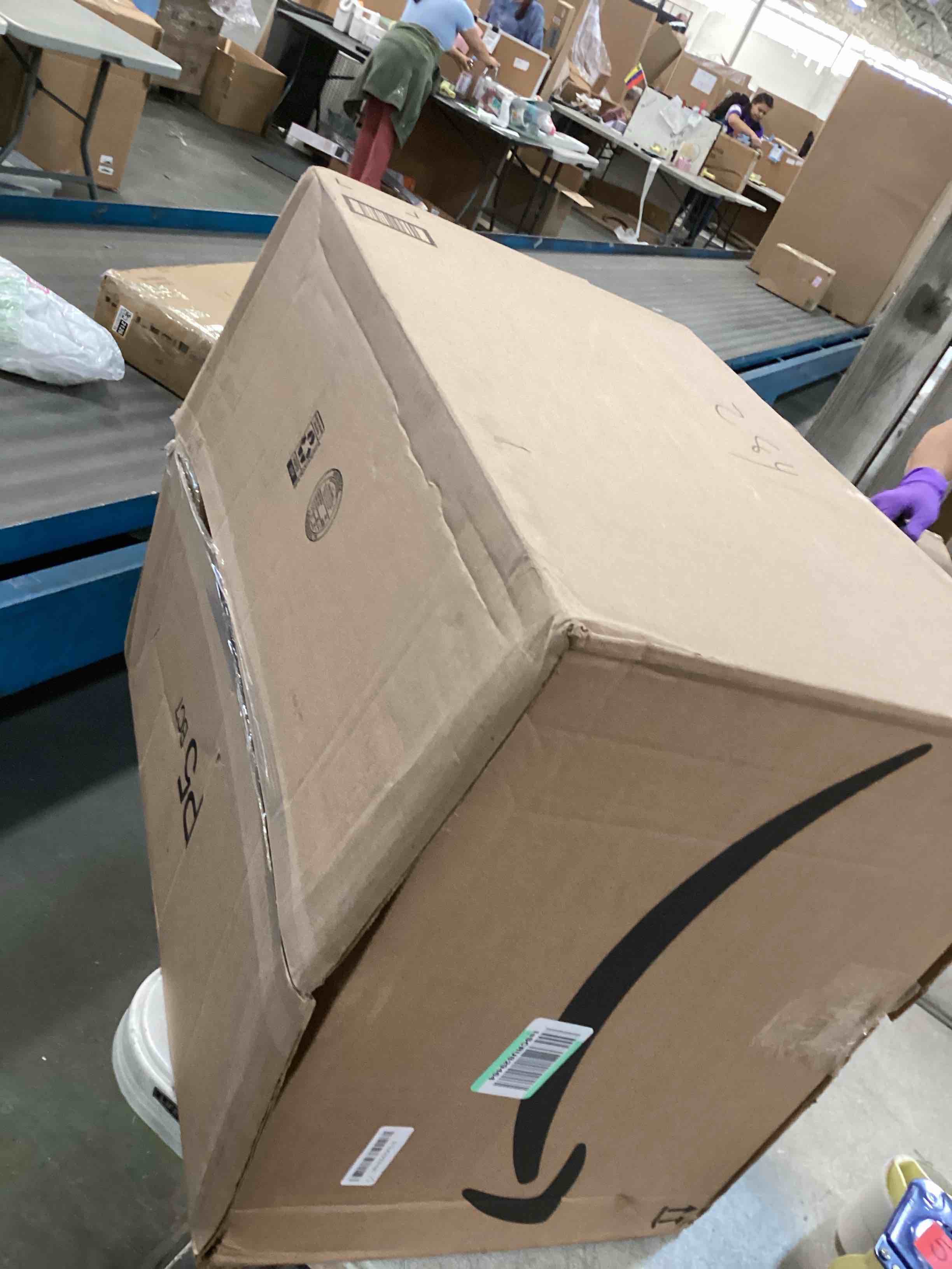 https://s3.amazonaws.com/lotting-images-prod/bidfta/TEA0432128_1730207963496.jpeg