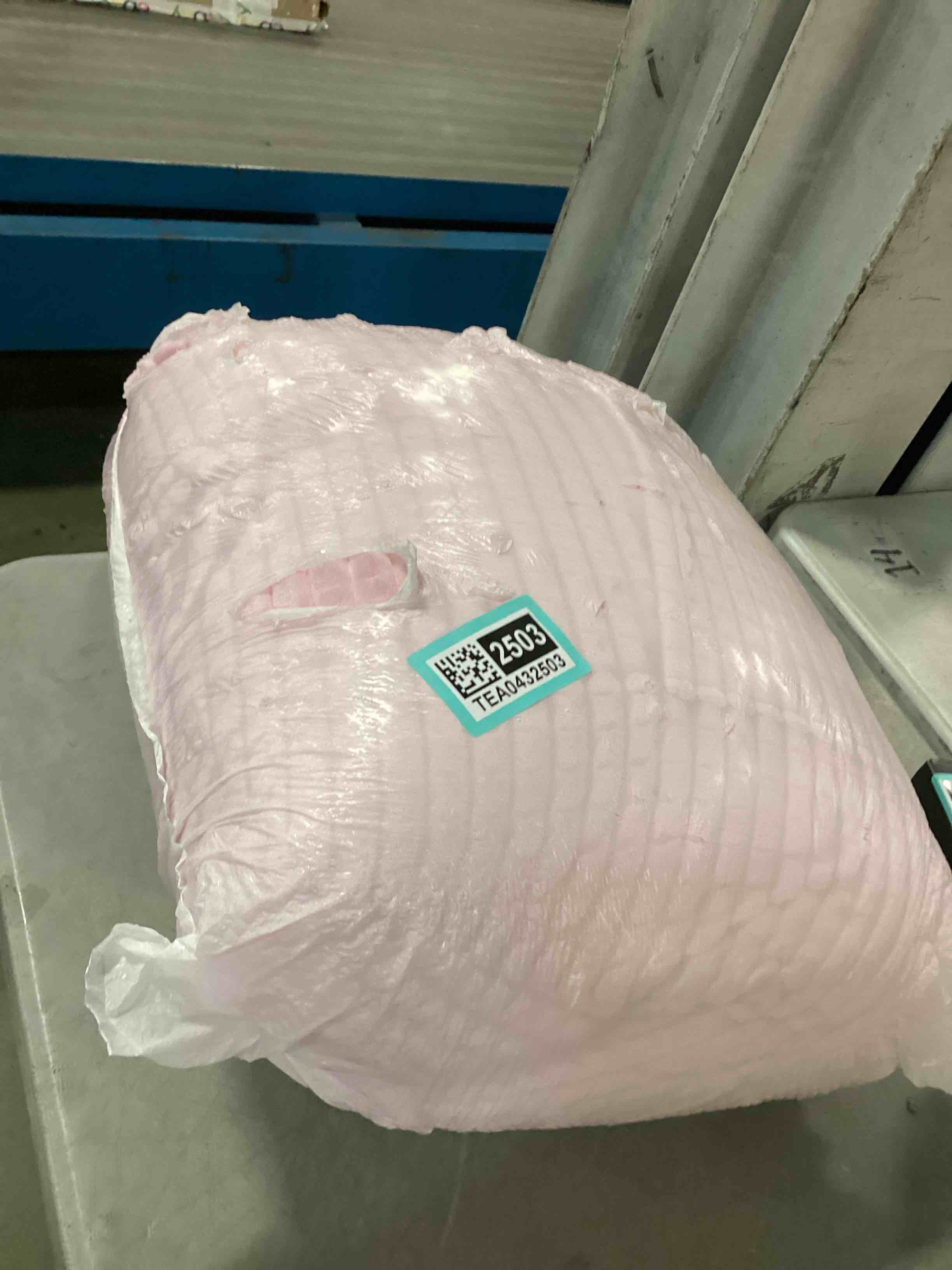 https://s3.amazonaws.com/lotting-images-prod/bidfta/TEA0432503_1730114972506.jpeg