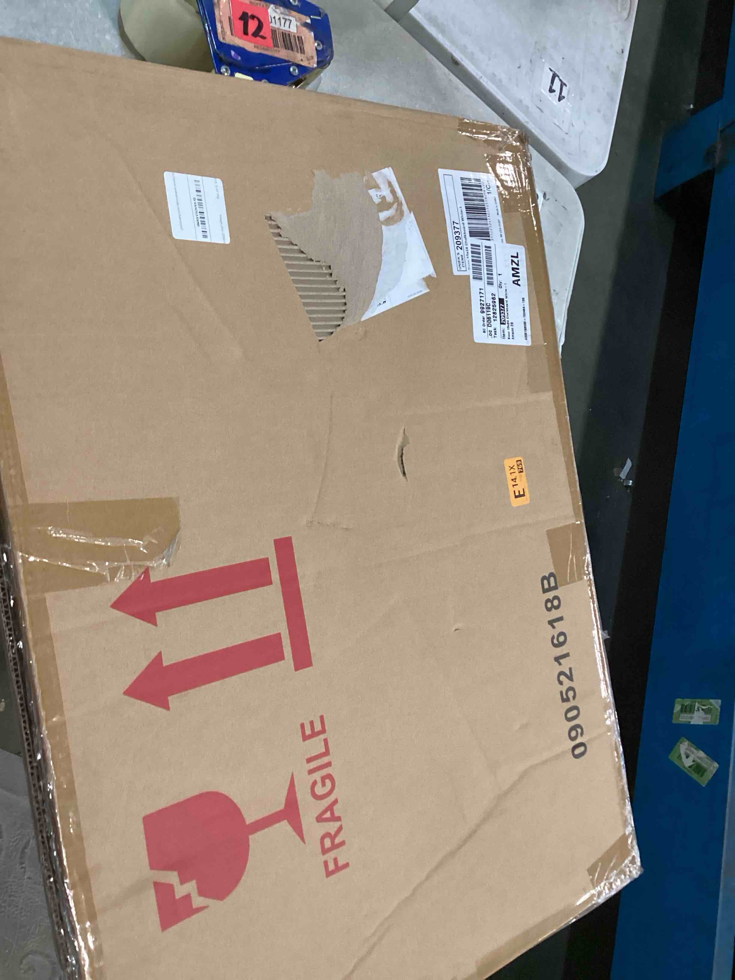 https://s3.amazonaws.com/lotting-images-prod/bidfta/TEA0432753_1729878822788.jpeg