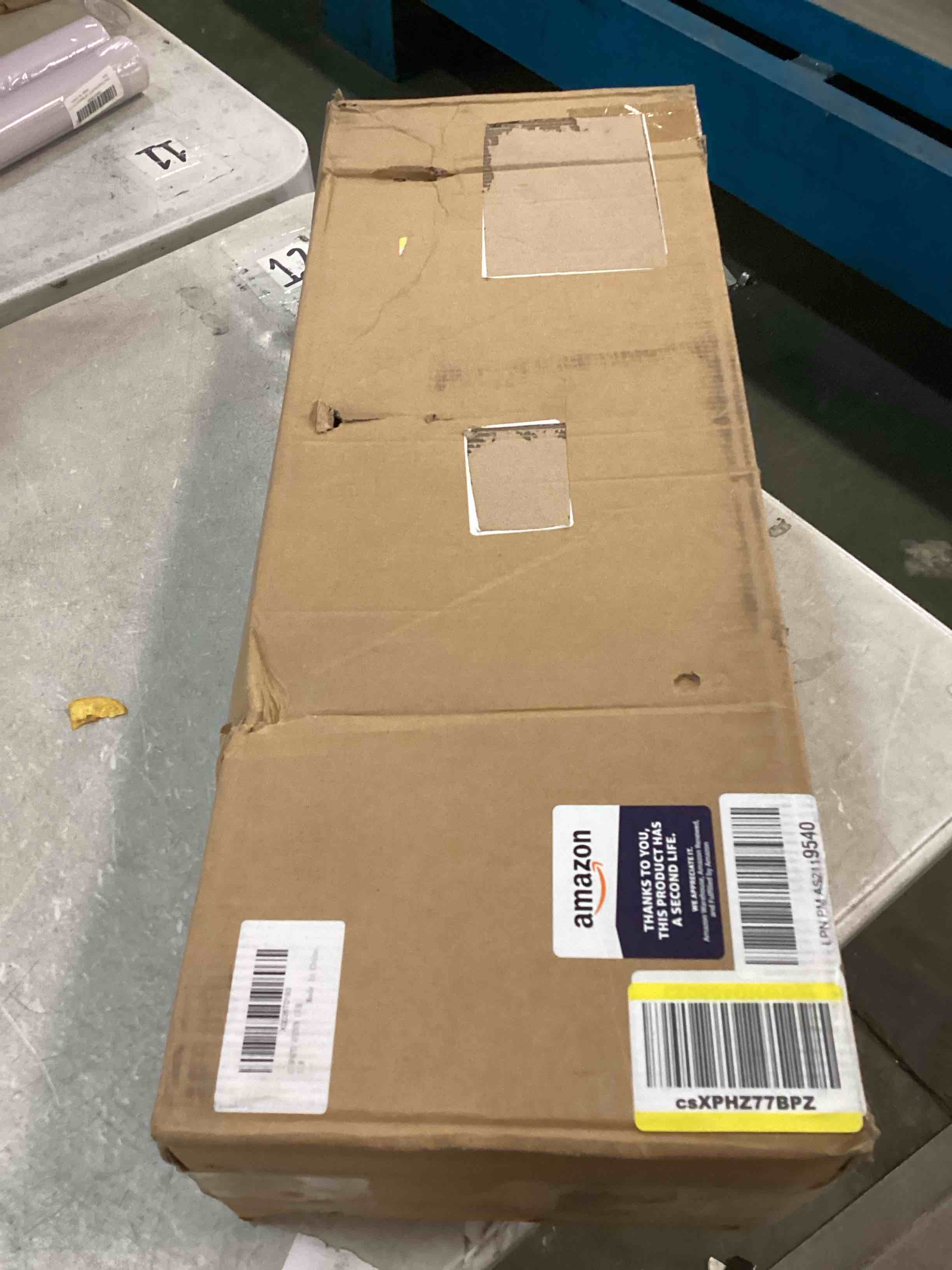 https://s3.amazonaws.com/lotting-images-prod/bidfta/TEA0432779_1729876921637.jpeg