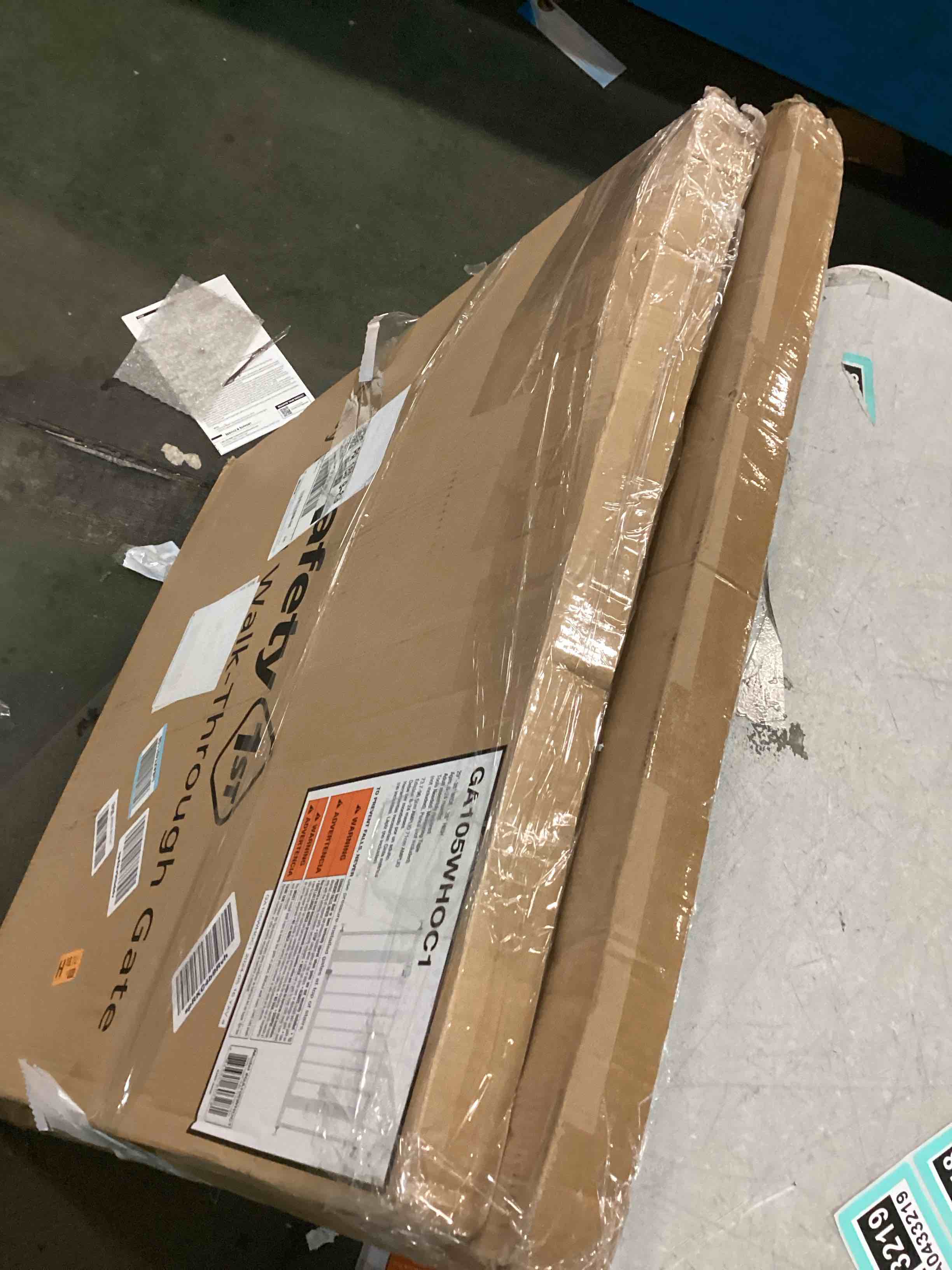 https://s3.amazonaws.com/lotting-images-prod/bidfta/TEA0433202_1729712791311.jpeg
