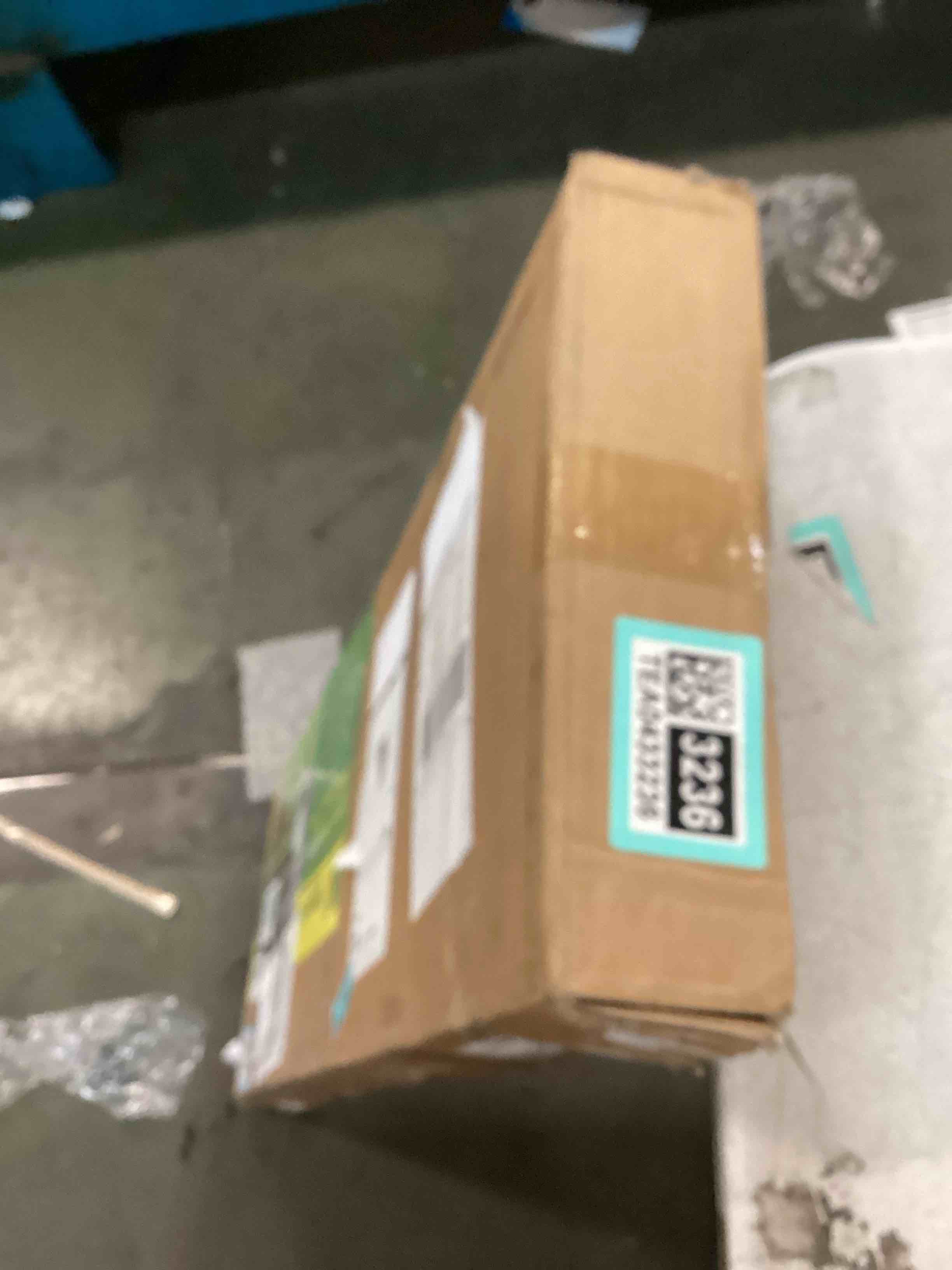 https://s3.amazonaws.com/lotting-images-prod/bidfta/TEA0433236_1729709516347.jpeg