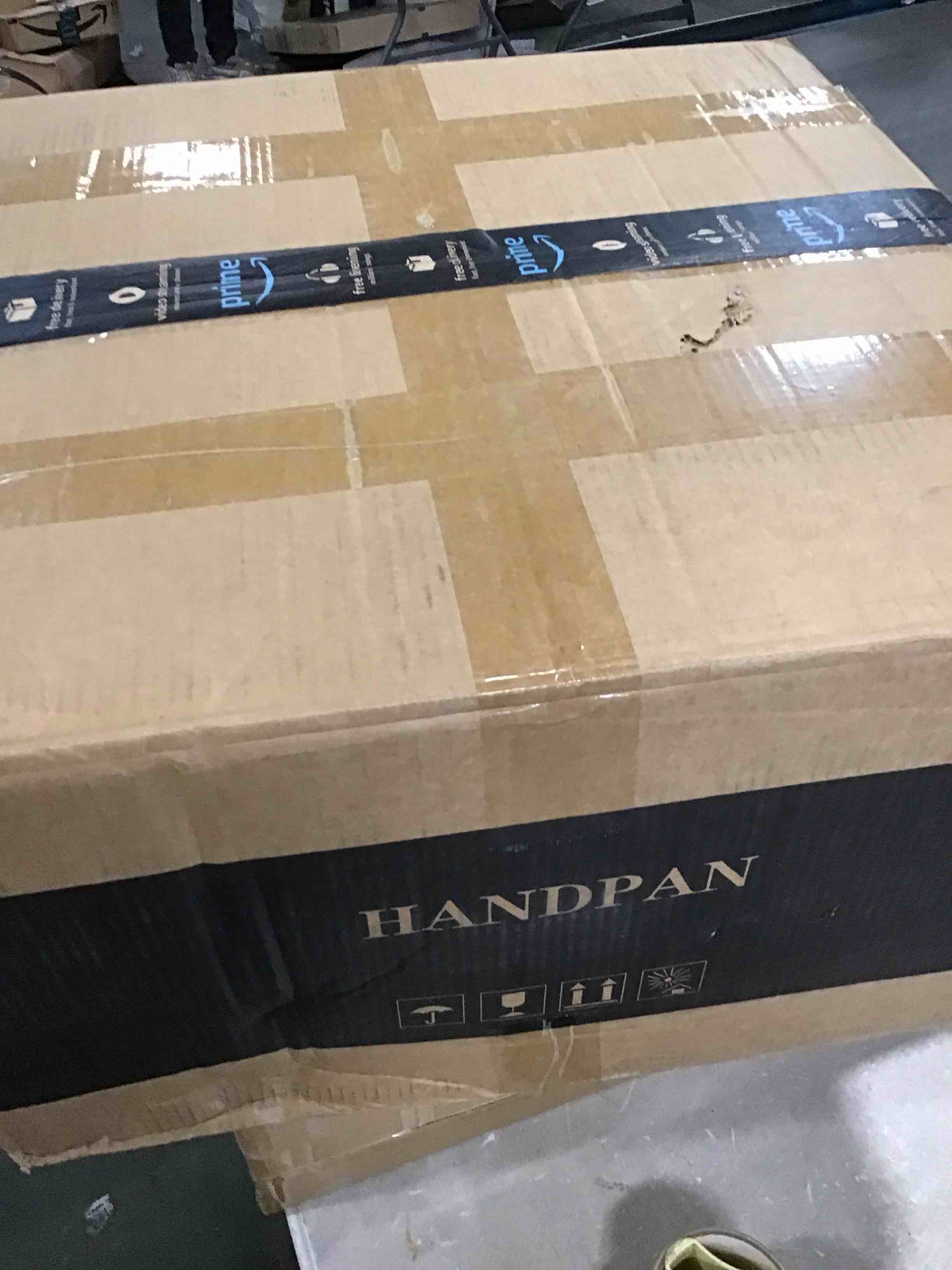 https://s3.amazonaws.com/lotting-images-prod/bidfta/TEA0434001_1730144589645.jpeg