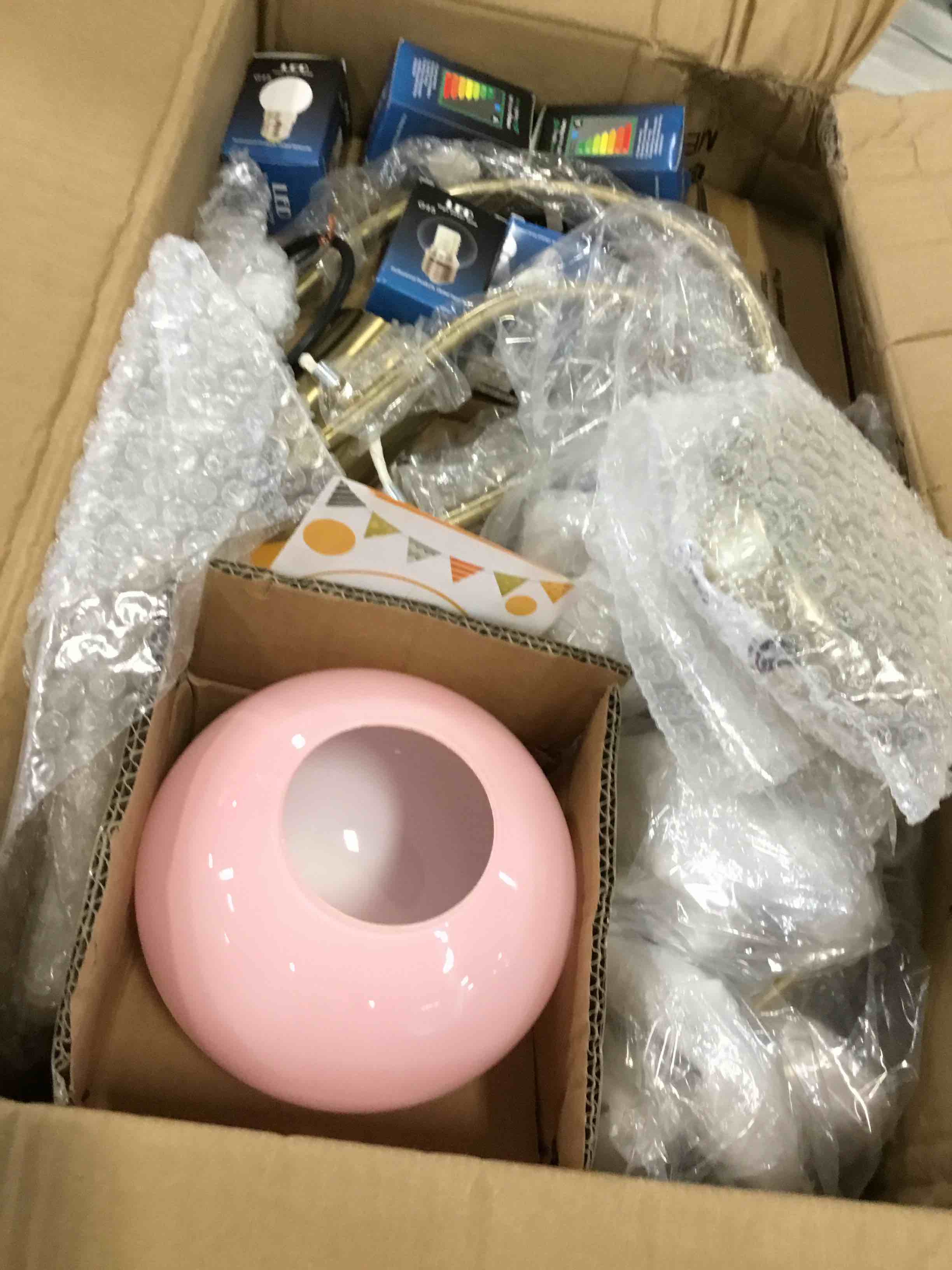 https://s3.amazonaws.com/lotting-images-prod/bidfta/TEA0434180_1729697819308.jpeg