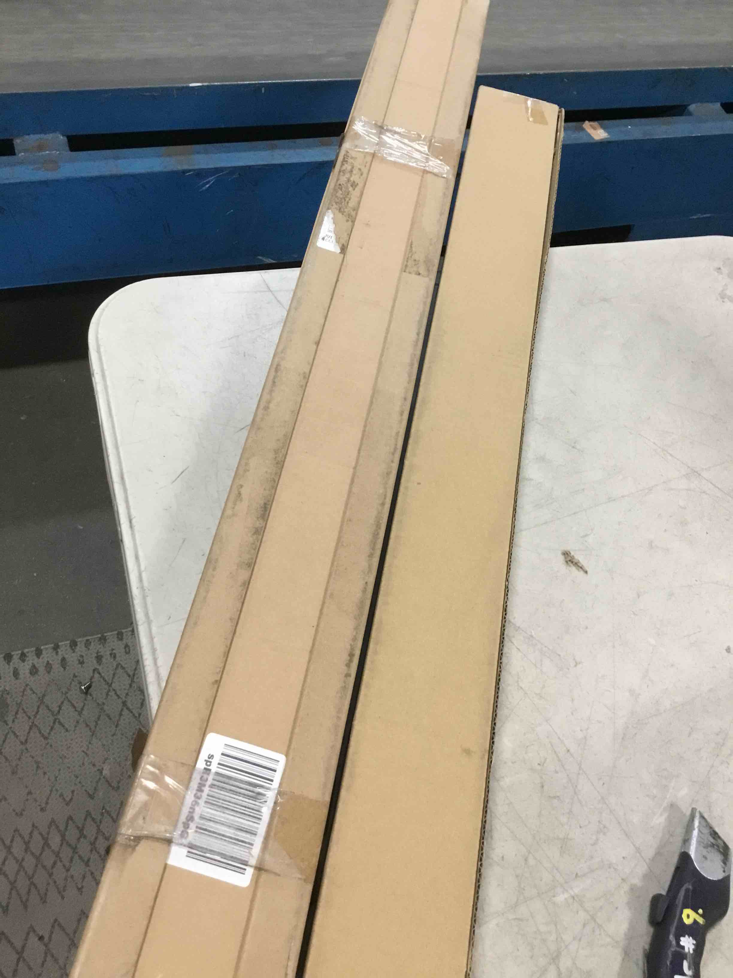 https://s3.amazonaws.com/lotting-images-prod/bidfta/TEA0435745_1729082919260.jpeg
