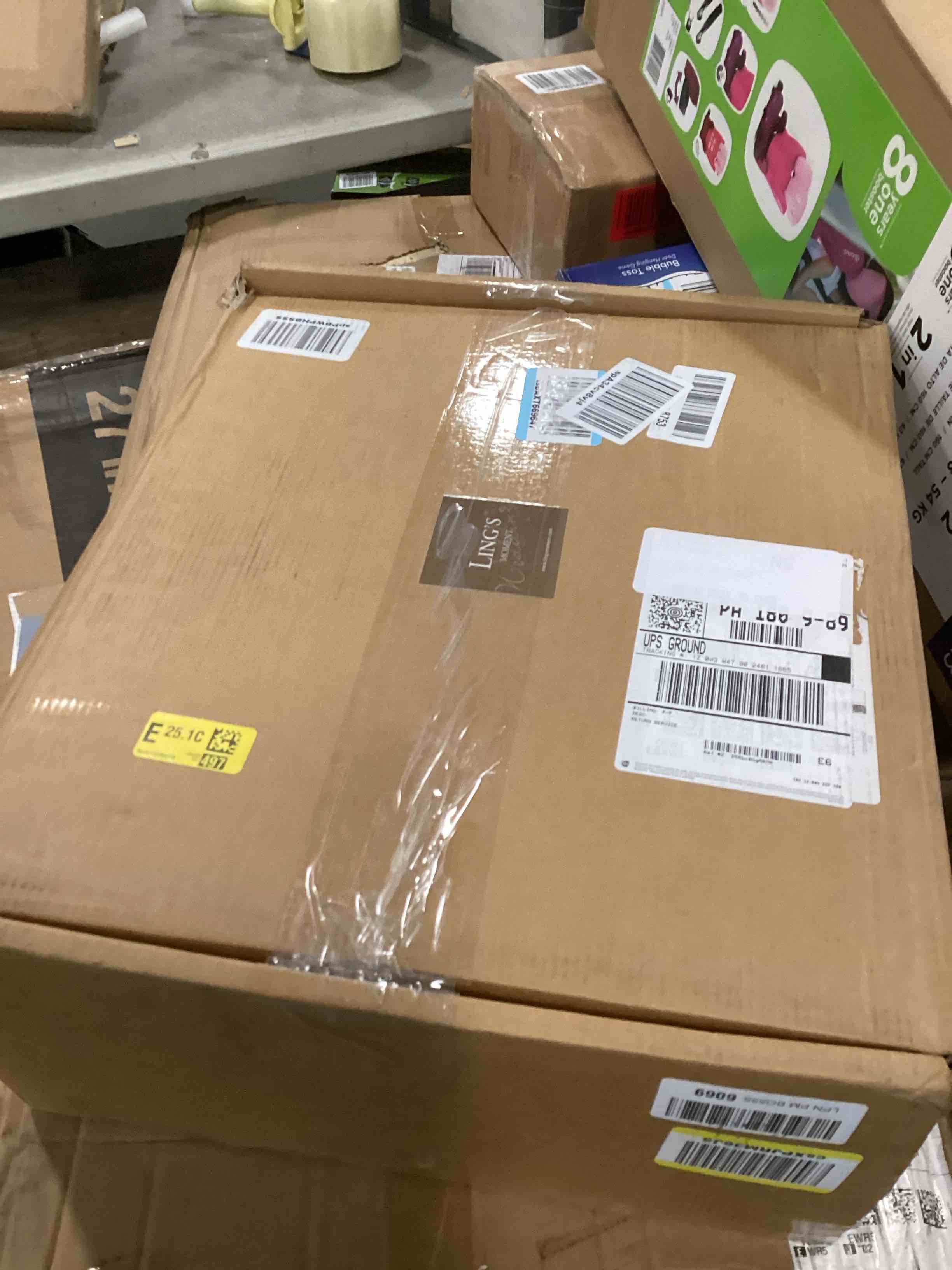 https://s3.amazonaws.com/lotting-images-prod/bidfta/TEA0436379_1729774573058.jpeg