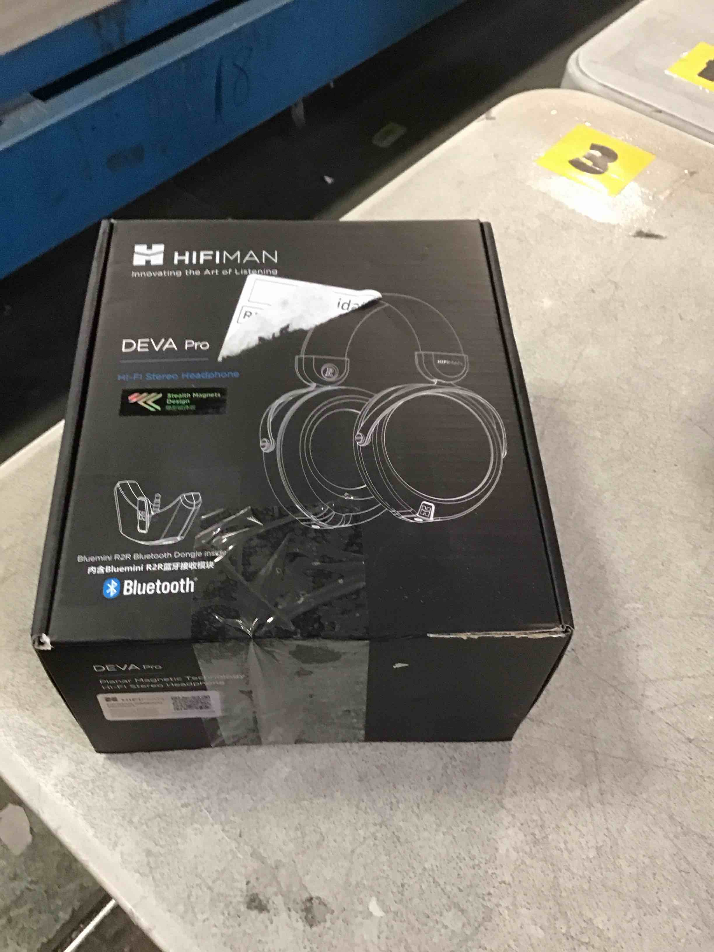 https://s3.amazonaws.com/lotting-images-prod/bidfta/TEA0438103_1732206536125.jpeg