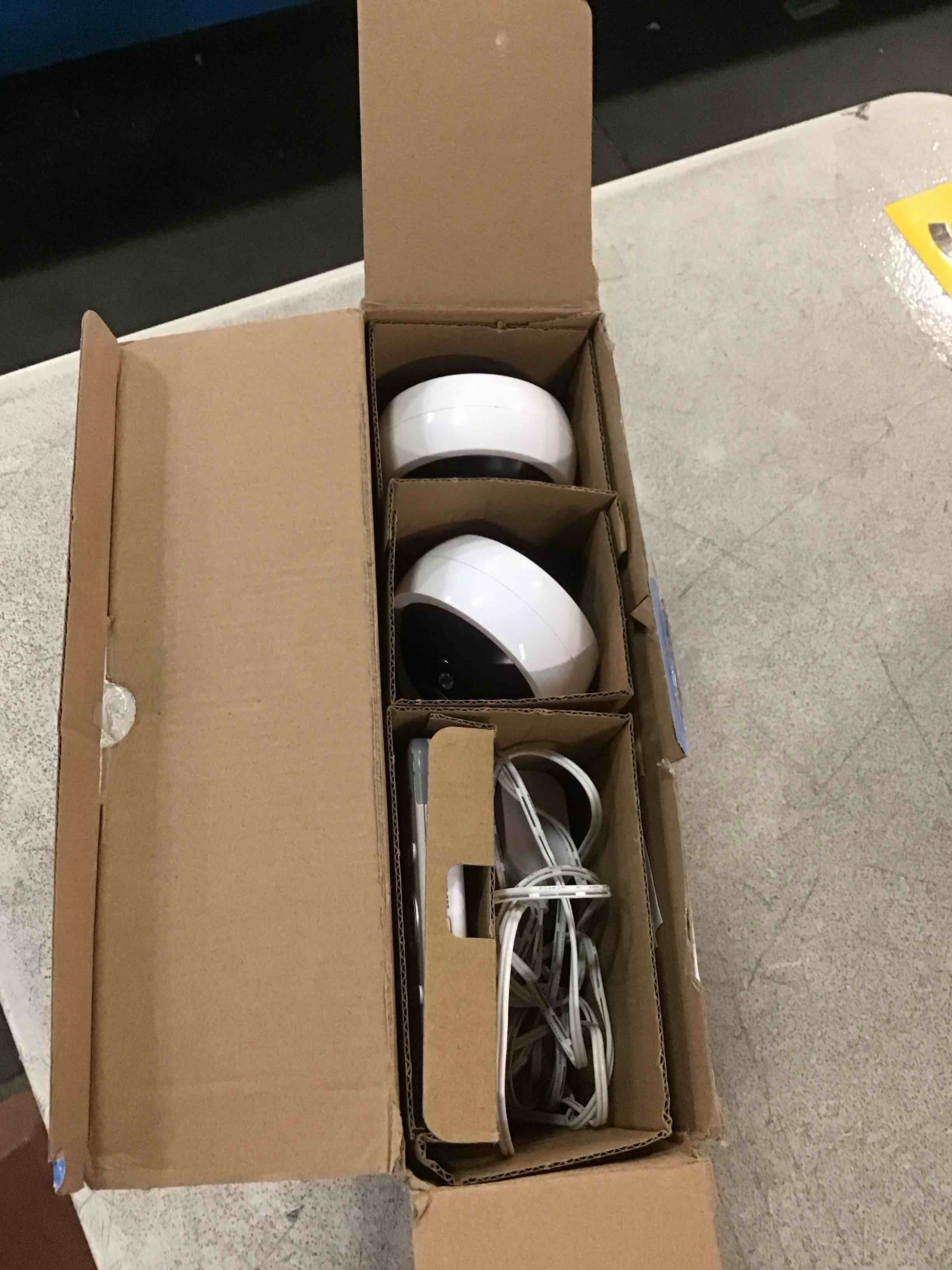 https://s3.amazonaws.com/lotting-images-prod/bidfta/TEA0438120_1732208348434.jpeg