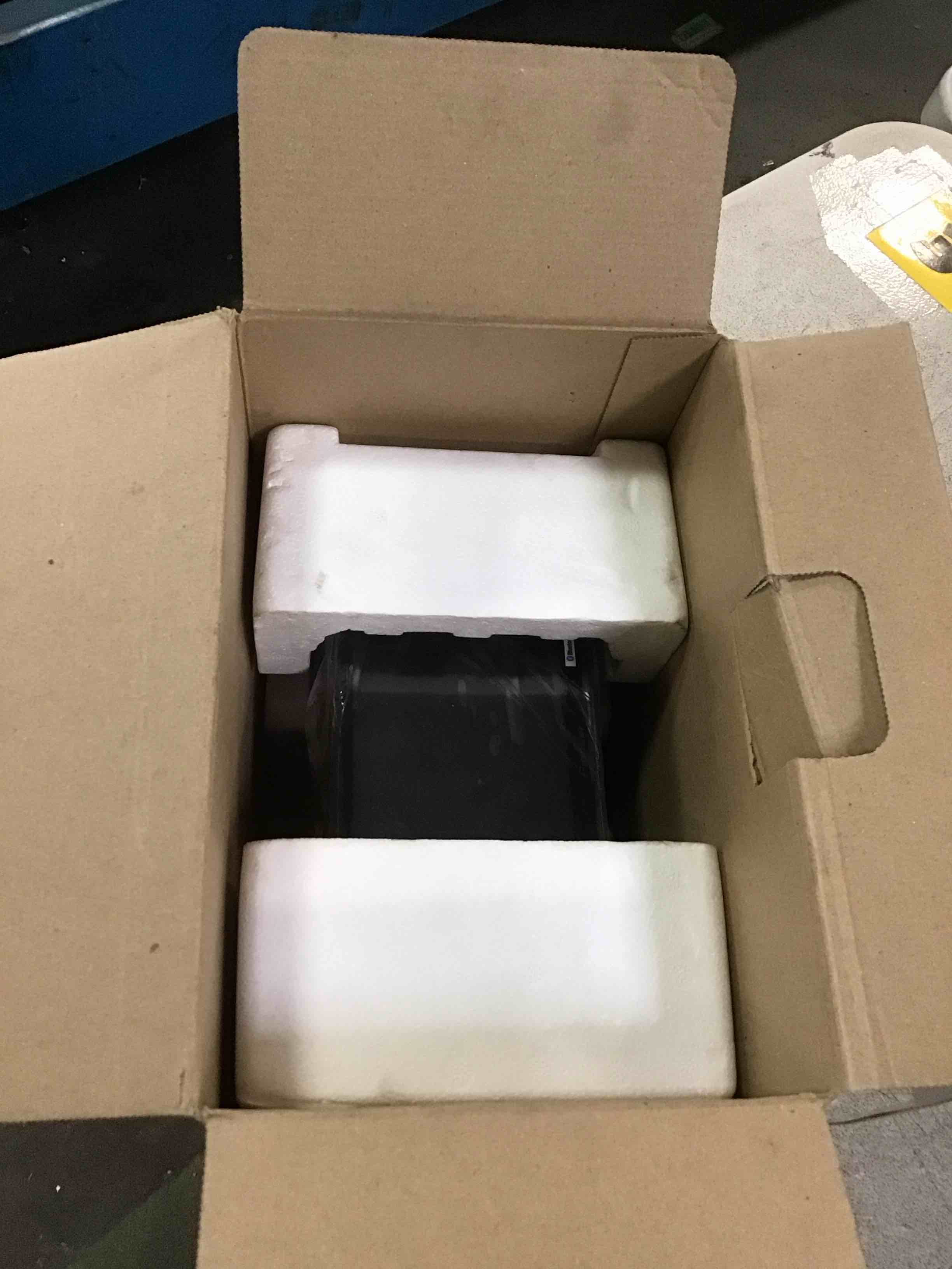 https://s3.amazonaws.com/lotting-images-prod/bidfta/TEA0438190_1732205440318.jpeg