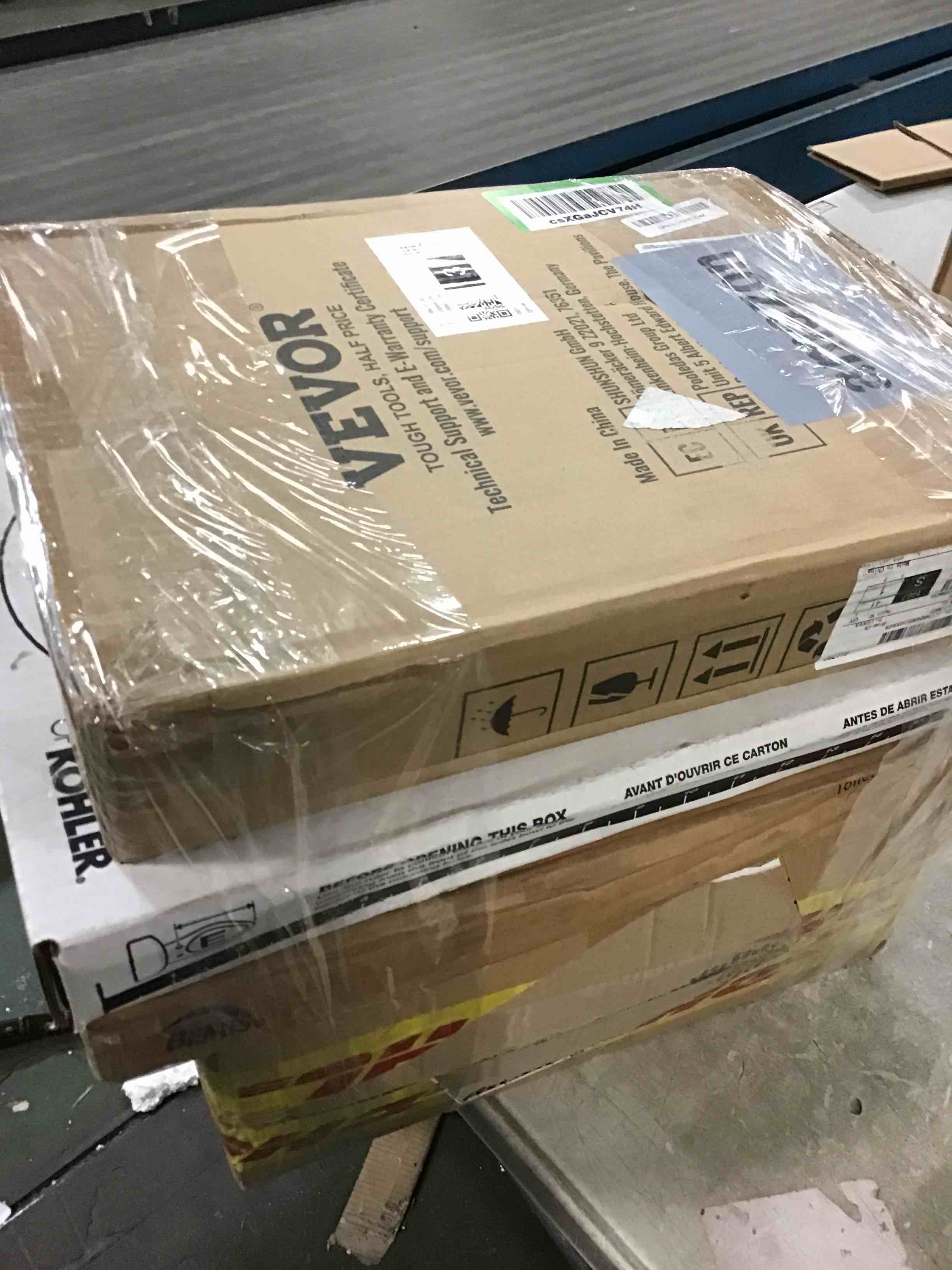 https://s3.amazonaws.com/lotting-images-prod/bidfta/TEA0439308_1730873983540.jpeg