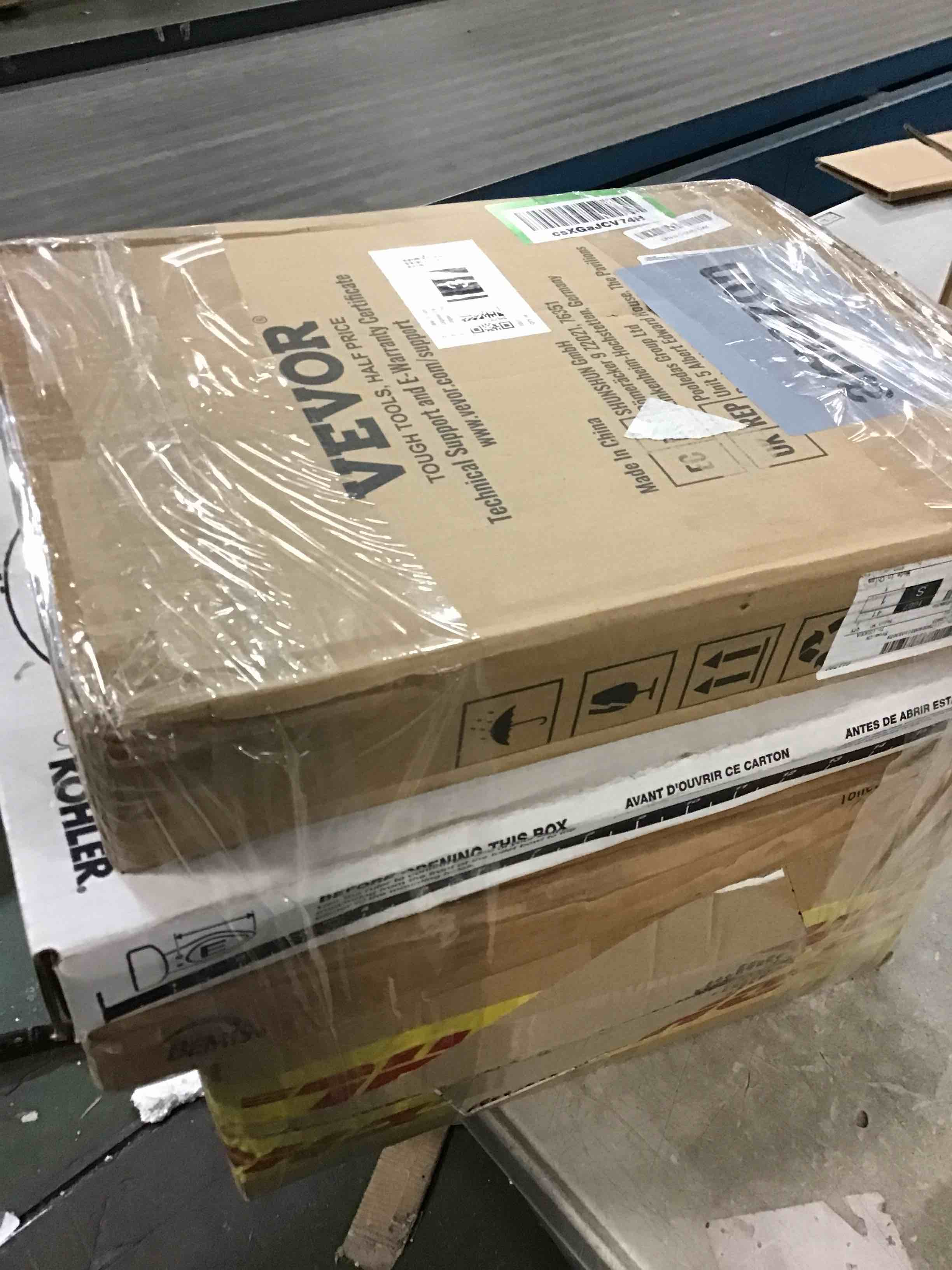 https://s3.amazonaws.com/lotting-images-prod/bidfta/TEA0439308_1730873984515.jpeg