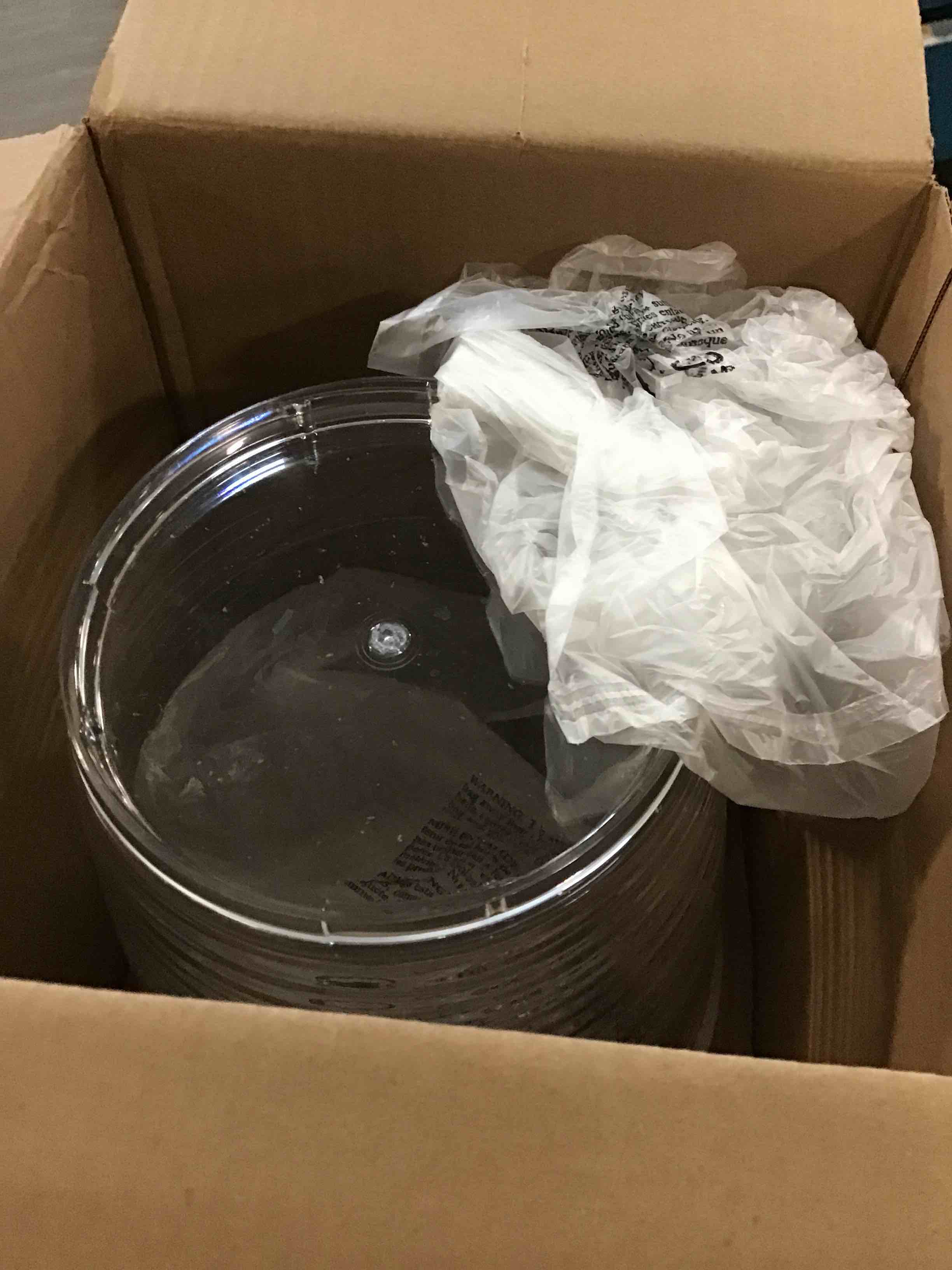 https://s3.amazonaws.com/lotting-images-prod/bidfta/TEA0439458_1730857643843.jpeg