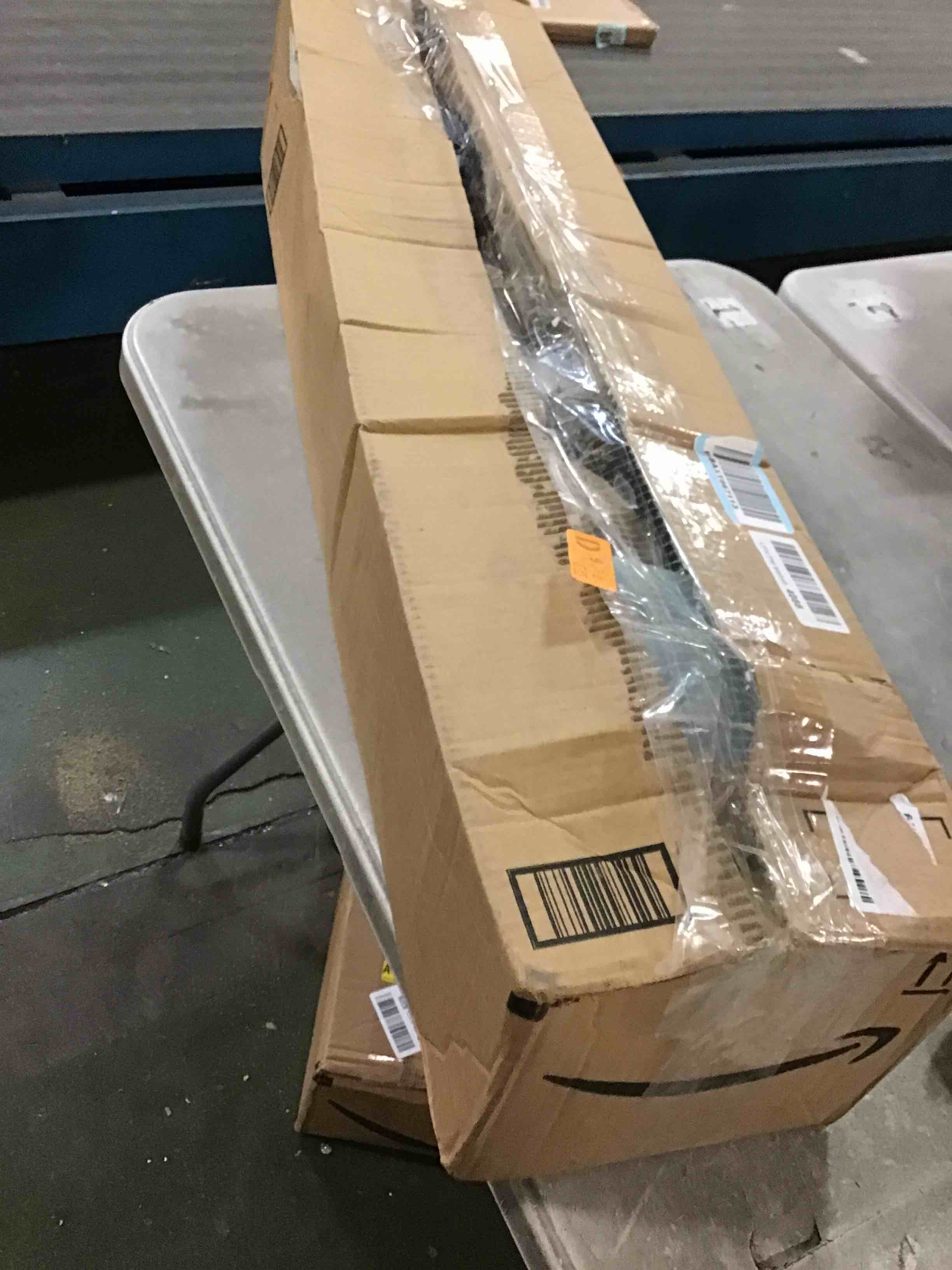 https://s3.amazonaws.com/lotting-images-prod/bidfta/TEA0439726_1730763795944.jpeg
