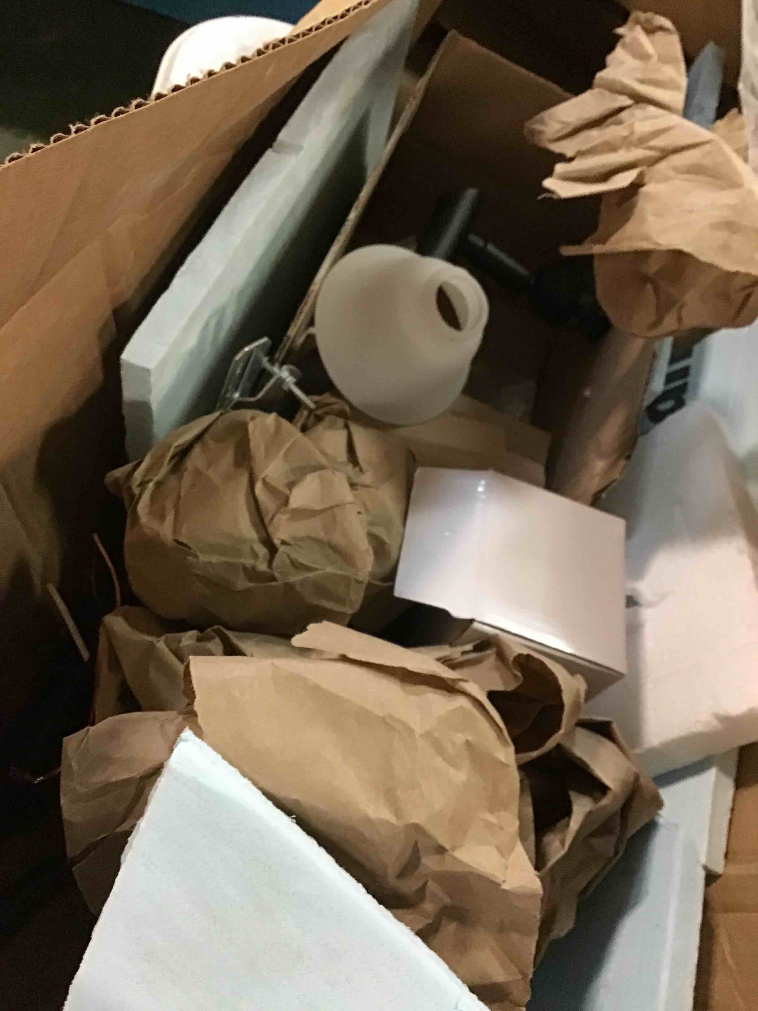 https://s3.amazonaws.com/lotting-images-prod/bidfta/TEA0439726_1730763809224.jpeg