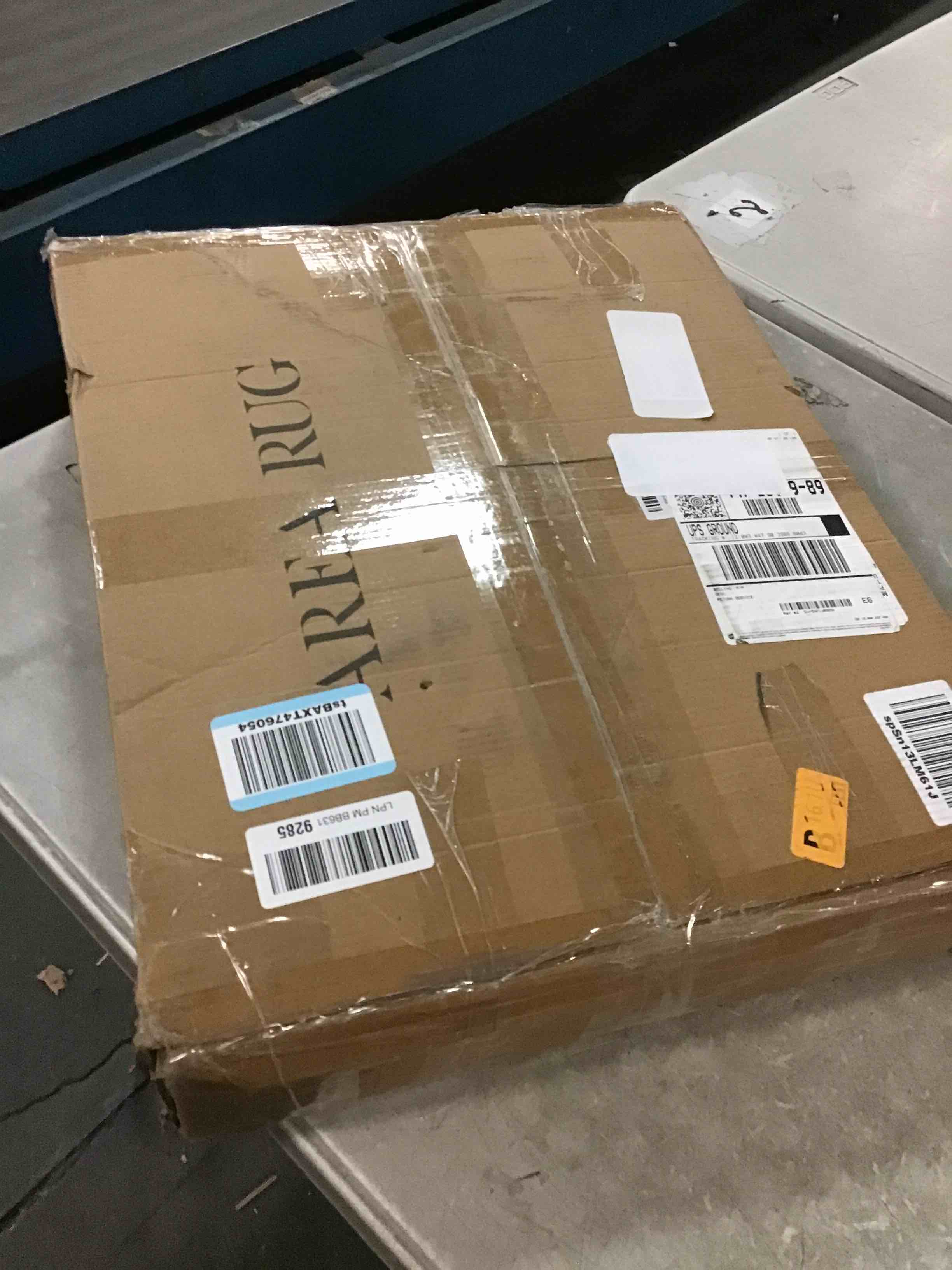 https://s3.amazonaws.com/lotting-images-prod/bidfta/TEA0439977_1730503580697.jpeg