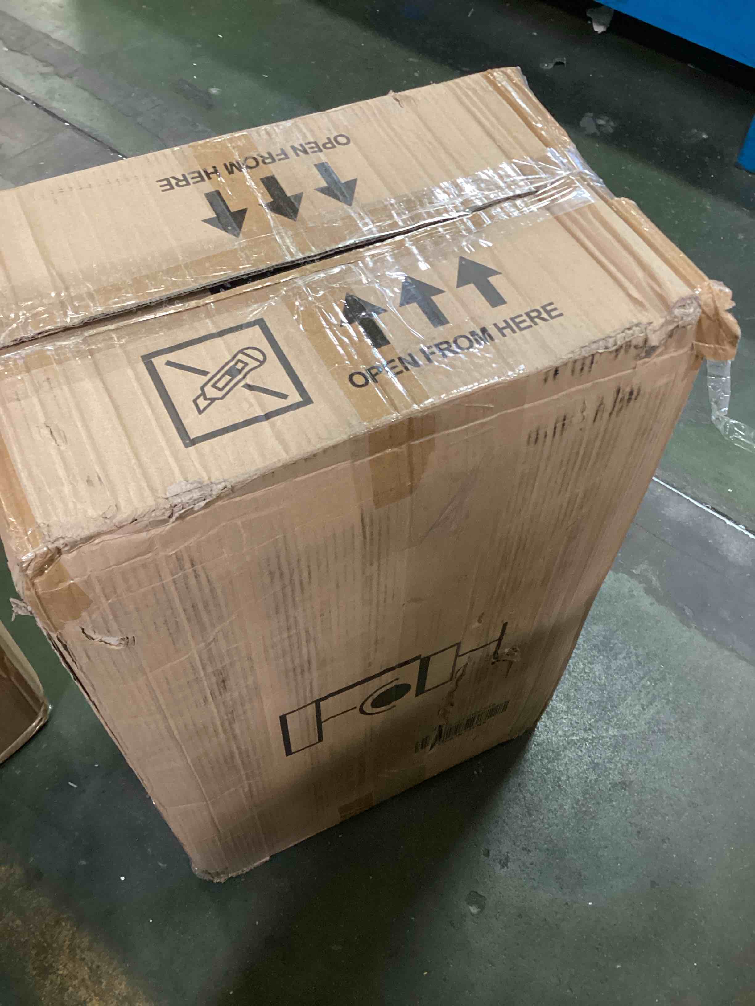 https://s3.amazonaws.com/lotting-images-prod/bidfta/TEA0440084_1731342207787.jpeg