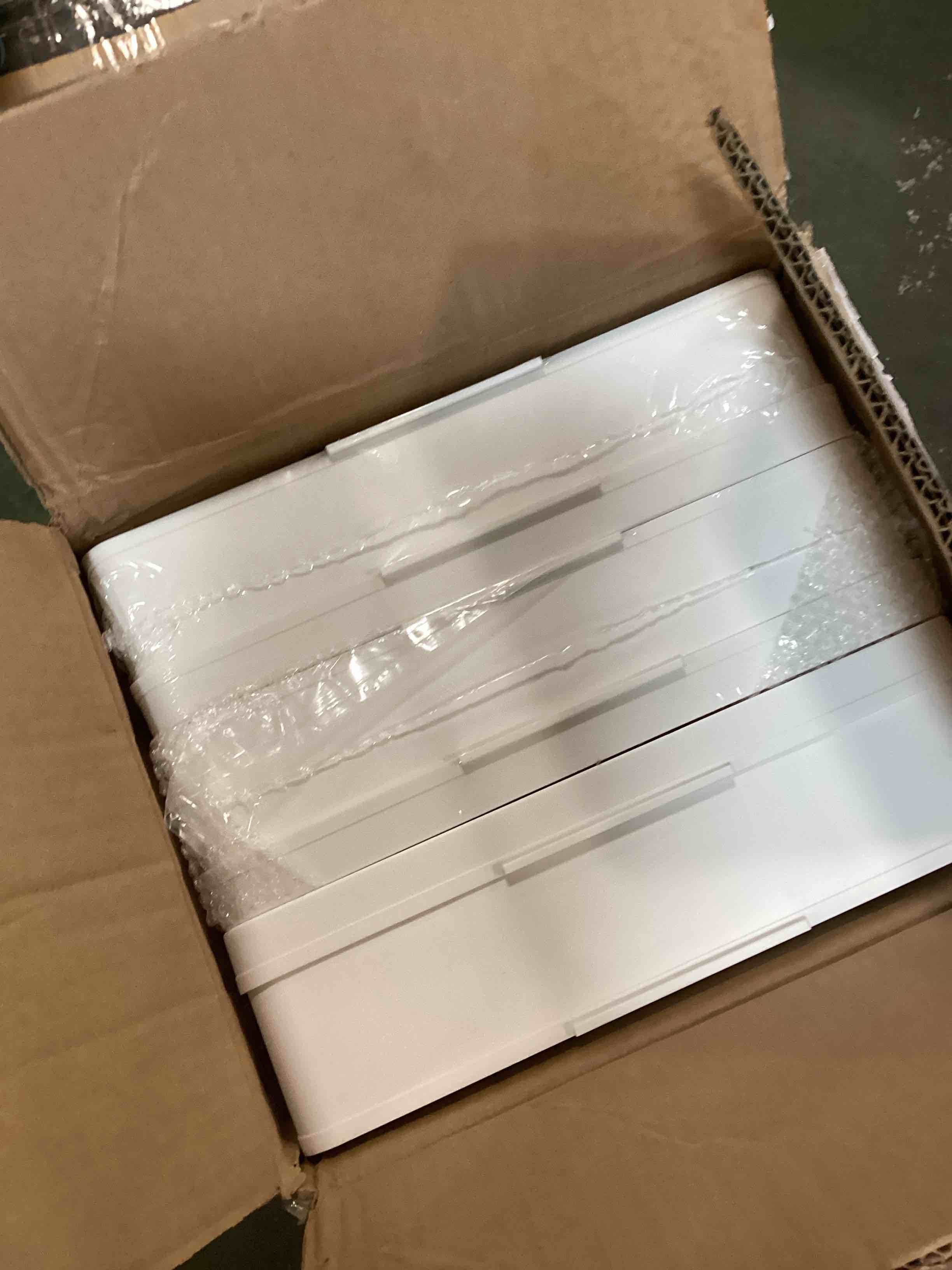 https://s3.amazonaws.com/lotting-images-prod/bidfta/TEA0440208_1731098205974.jpeg