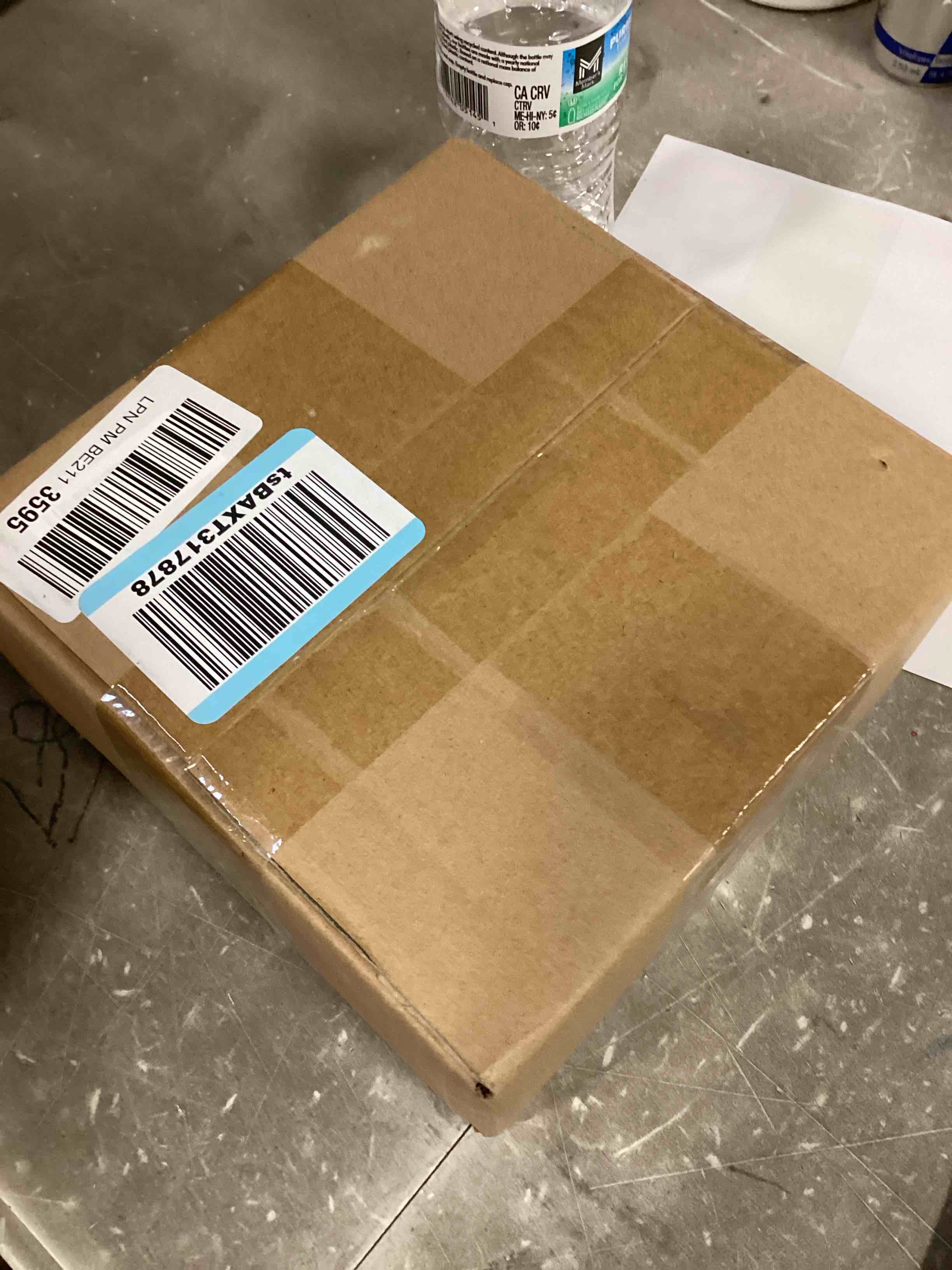 https://s3.amazonaws.com/lotting-images-prod/bidfta/TEA0441099_1730389604421.jpeg