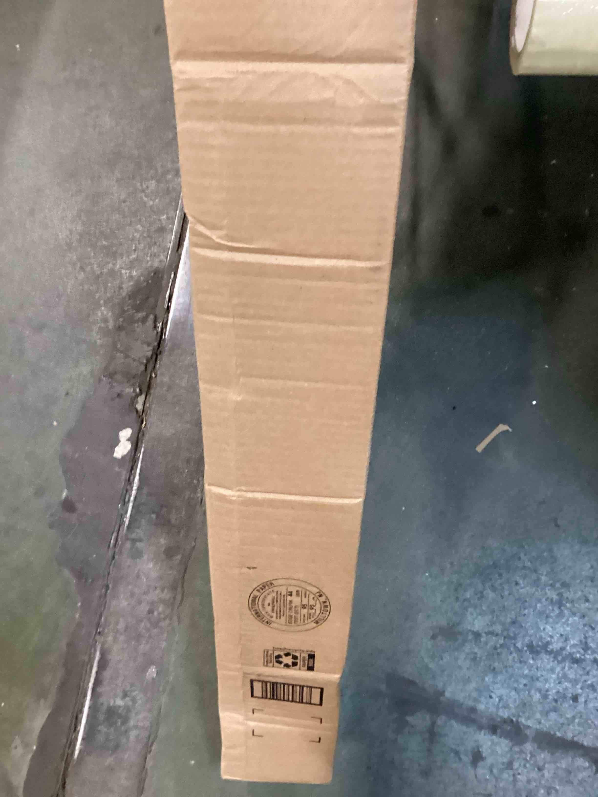https://s3.amazonaws.com/lotting-images-prod/bidfta/TEA0441775_1730116163384.jpeg