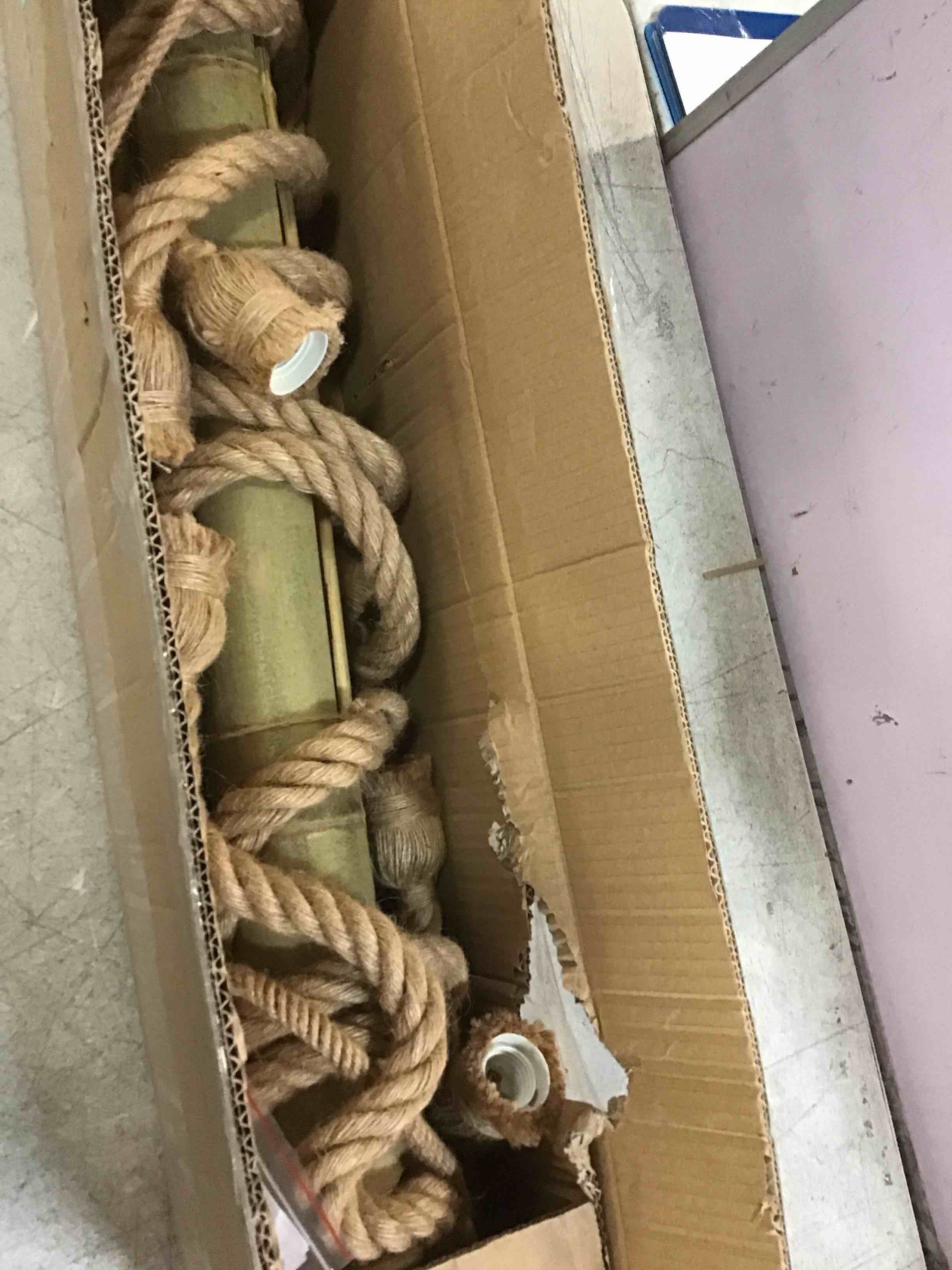 https://s3.amazonaws.com/lotting-images-prod/bidfta/TEA0442511_1730136159475.jpeg