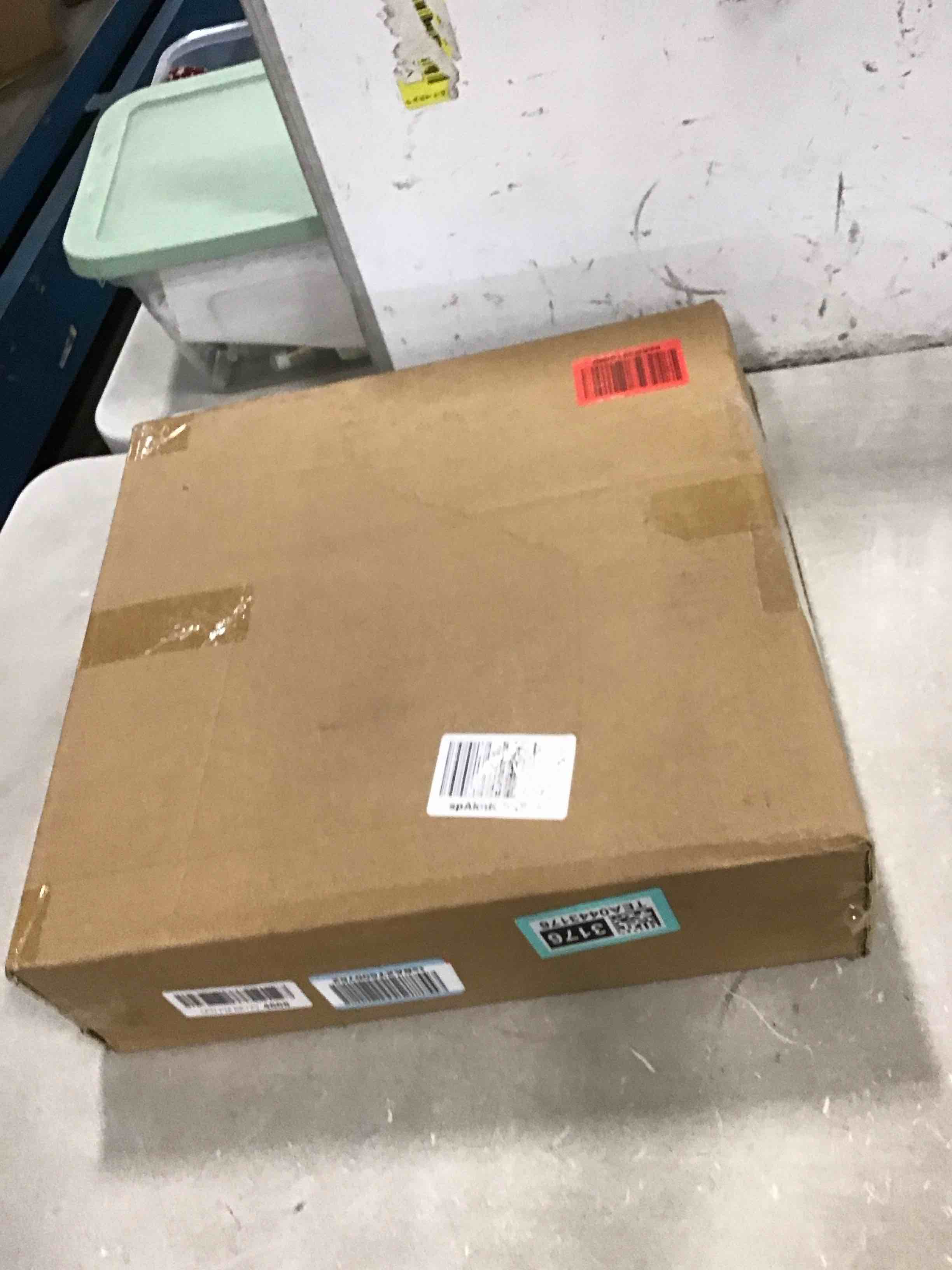 https://s3.amazonaws.com/lotting-images-prod/bidfta/TEA0443176_1729773733594.jpeg