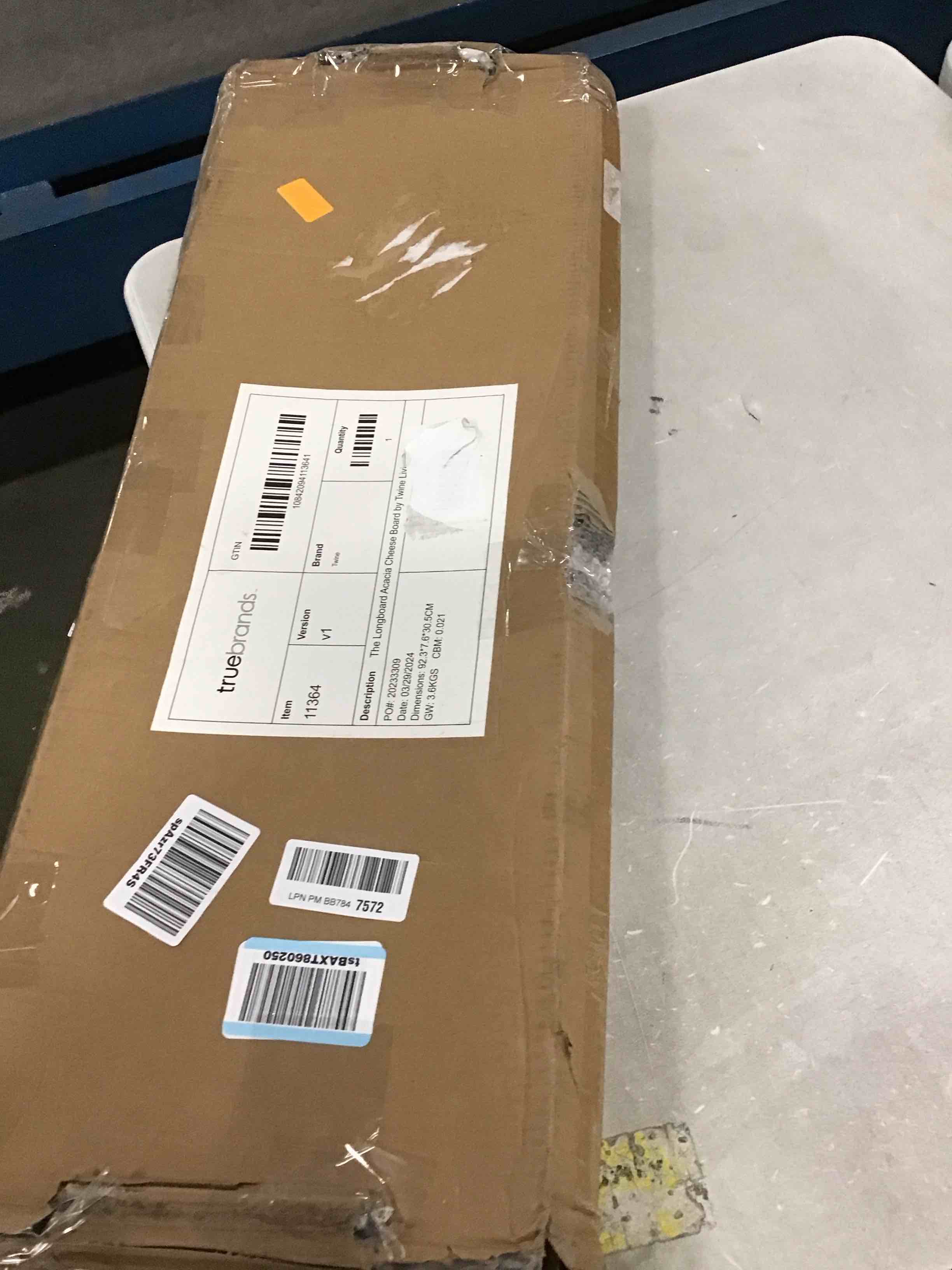https://s3.amazonaws.com/lotting-images-prod/bidfta/TEA0443216_1729770146946.jpeg