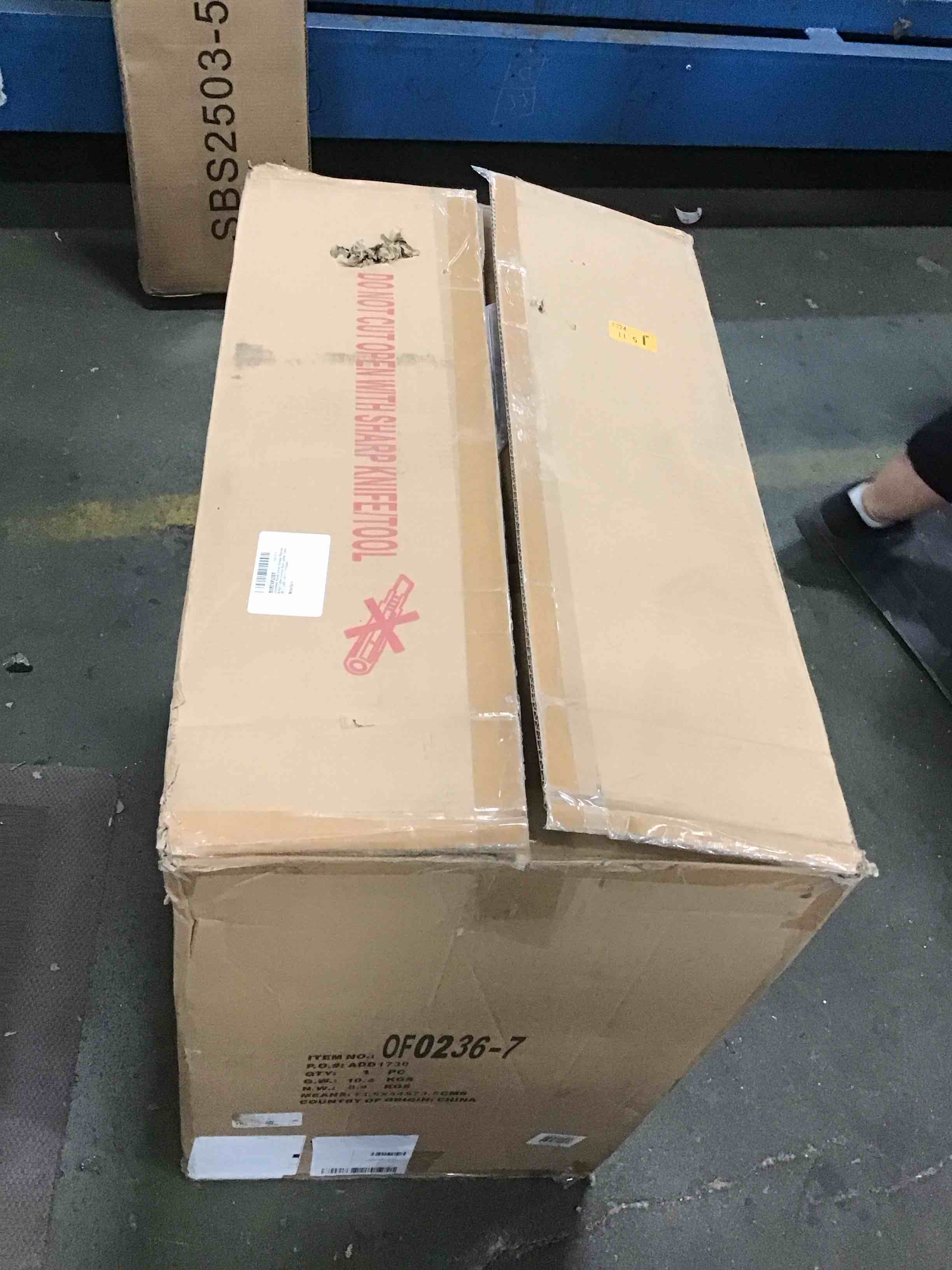 https://s3.amazonaws.com/lotting-images-prod/bidfta/TEA0443275_1729706706609.jpeg