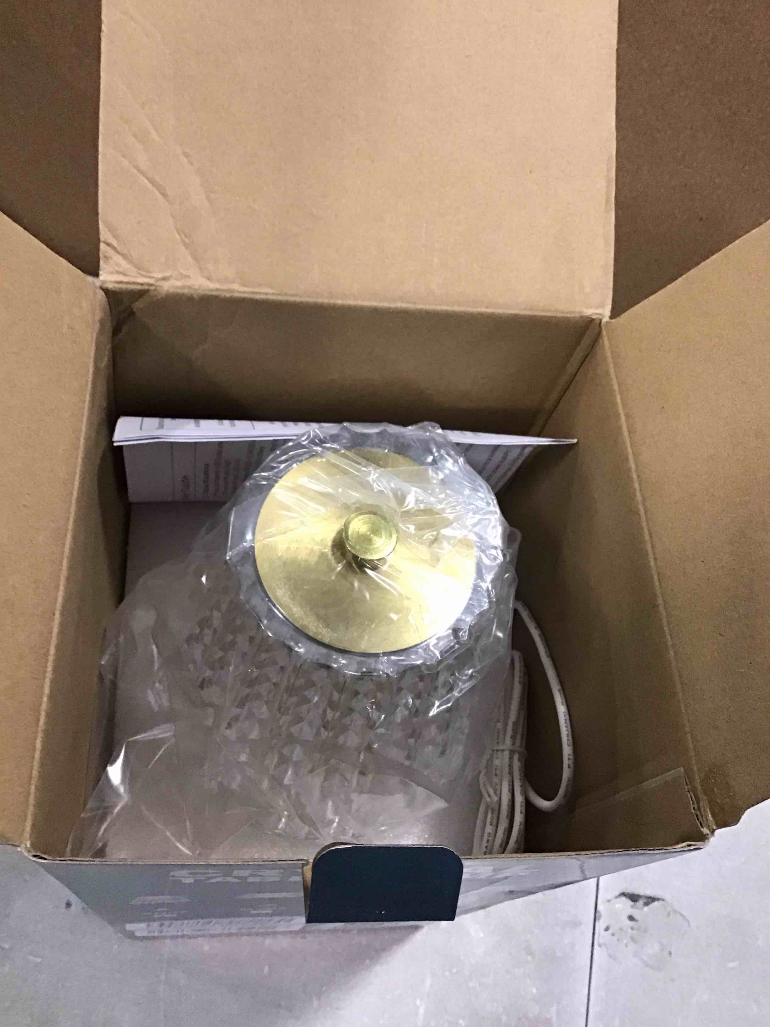https://s3.amazonaws.com/lotting-images-prod/bidfta/TEA0443985_1729509866483.jpeg