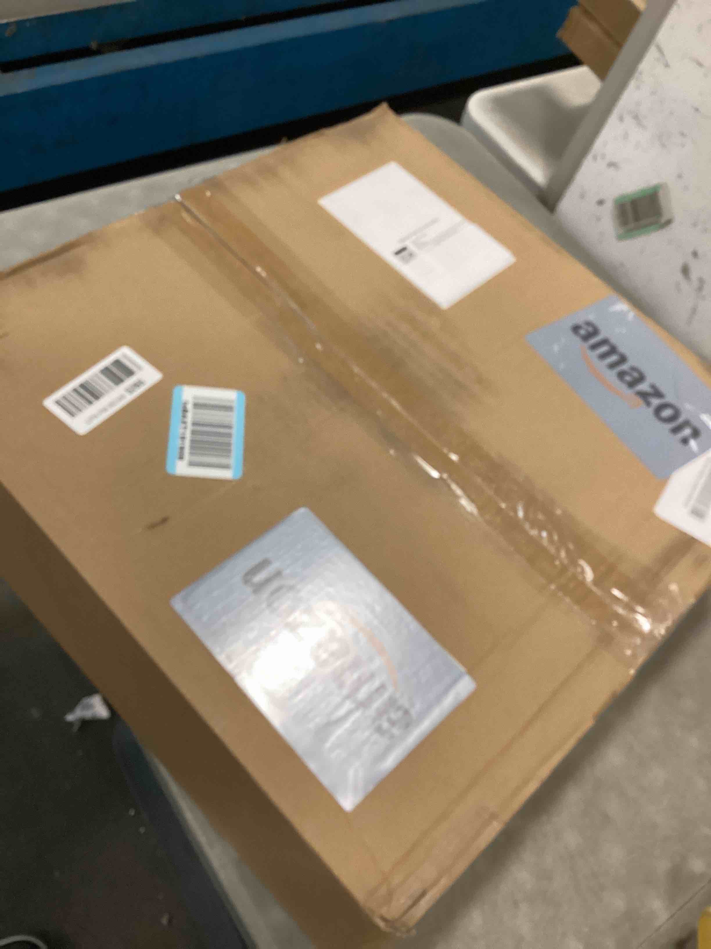 https://s3.amazonaws.com/lotting-images-prod/bidfta/TEA0444020_1730769844755.jpeg