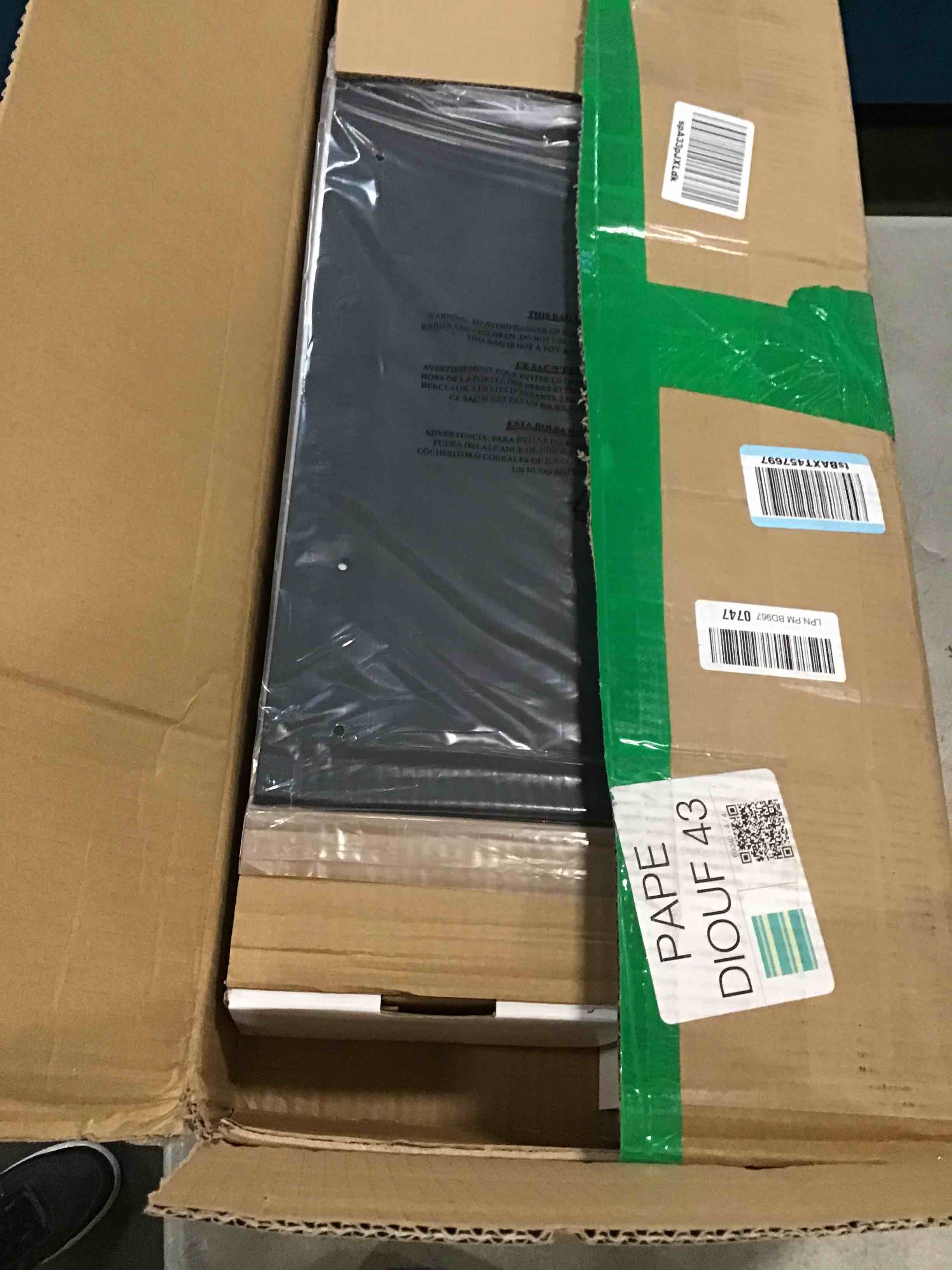 https://s3.amazonaws.com/lotting-images-prod/bidfta/TEA0445306_1729807346798.jpeg