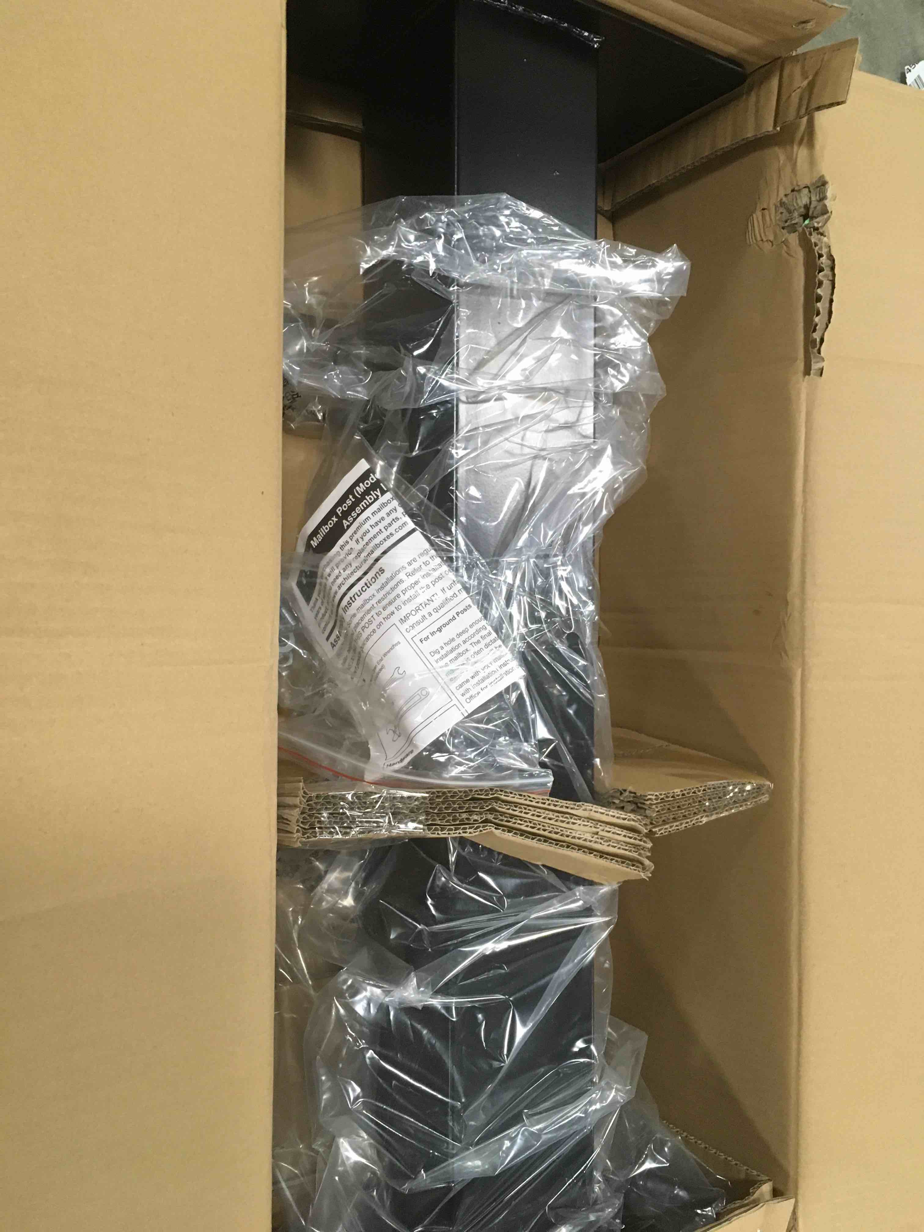 https://s3.amazonaws.com/lotting-images-prod/bidfta/TEA0446827_1730114377826.jpeg