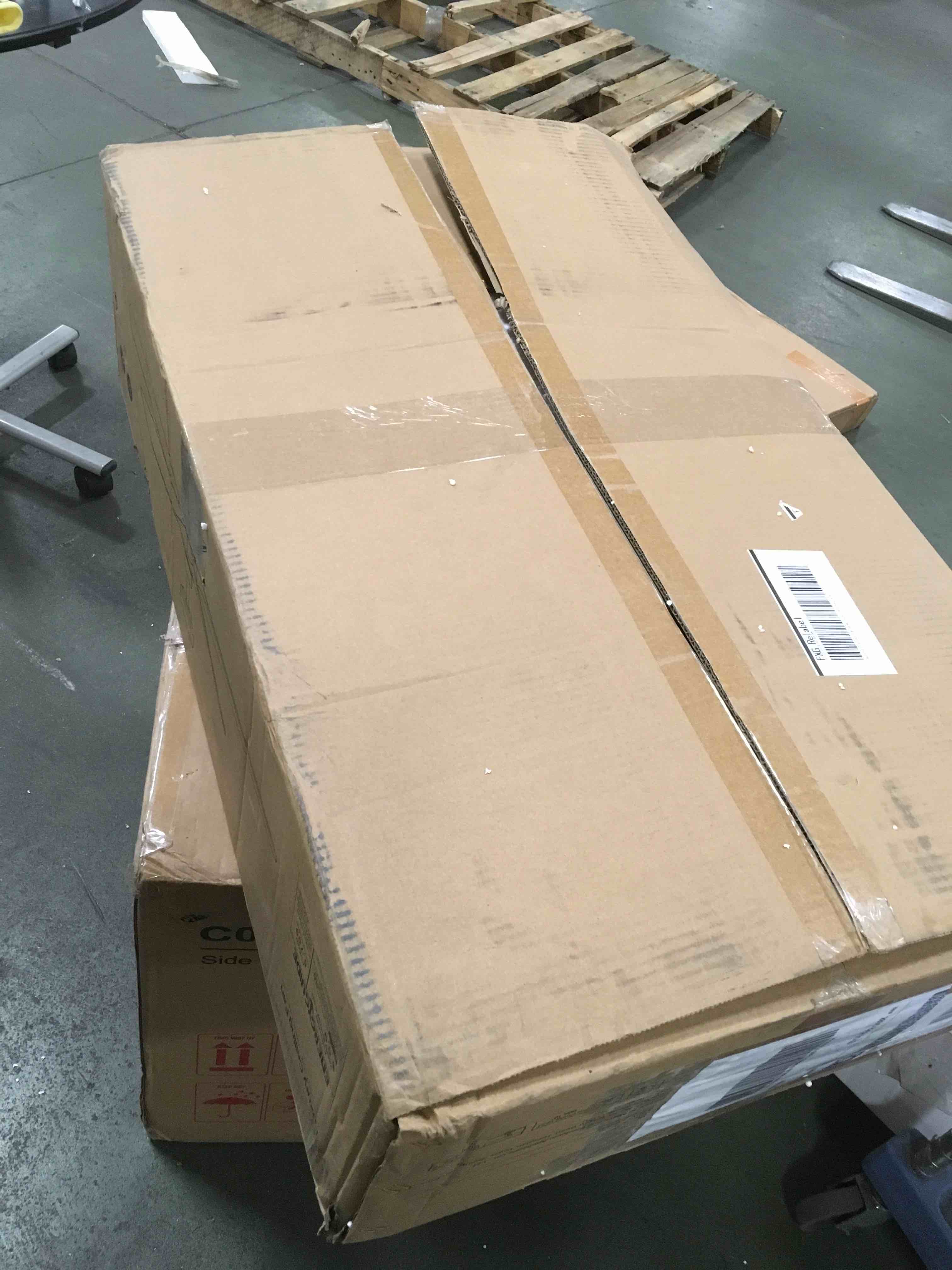 https://s3.amazonaws.com/lotting-images-prod/bidfta/TEA0447202_1729768670549.jpeg