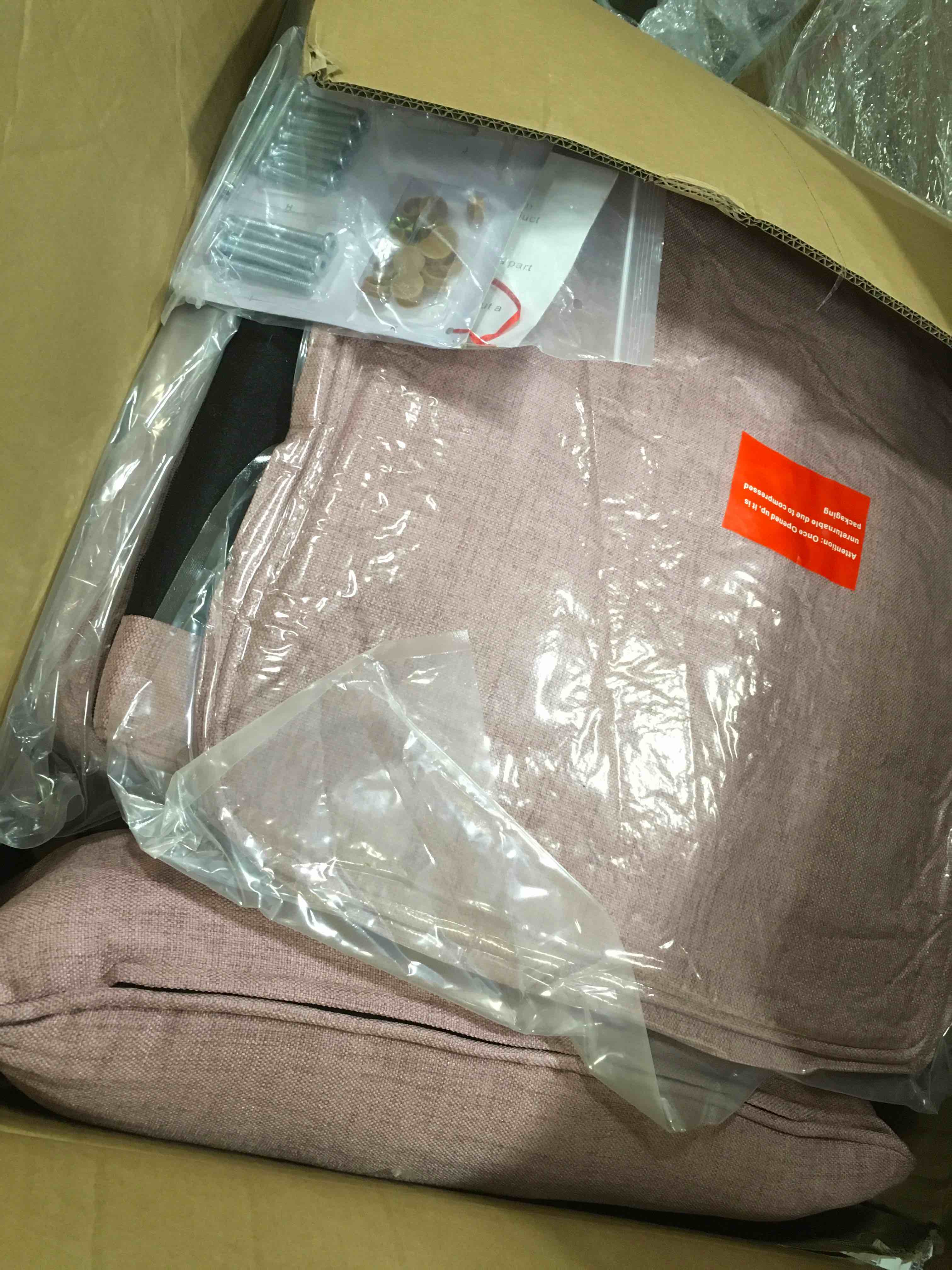 https://s3.amazonaws.com/lotting-images-prod/bidfta/TEA0447205_1729769202762.jpeg
