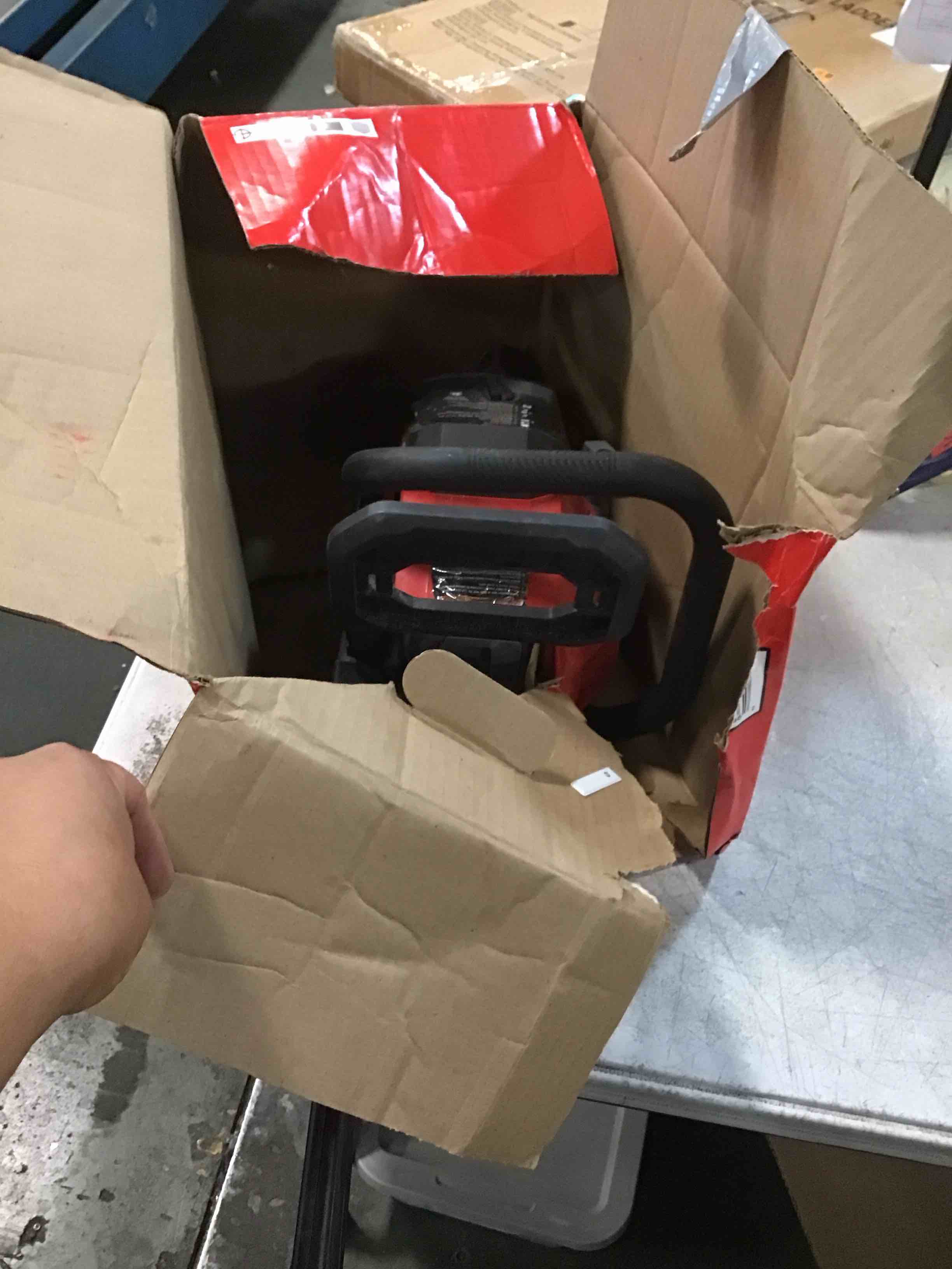 https://s3.amazonaws.com/lotting-images-prod/bidfta/TEA0448172_1730498031540.jpeg