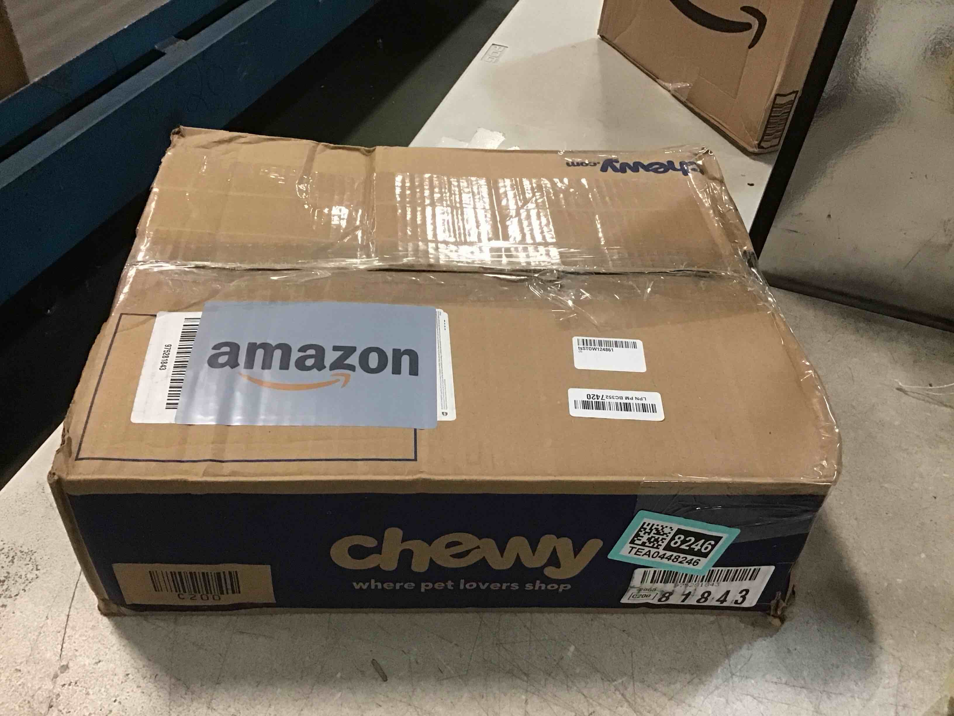 https://s3.amazonaws.com/lotting-images-prod/bidfta/TEA0448246_1730409832184.jpeg