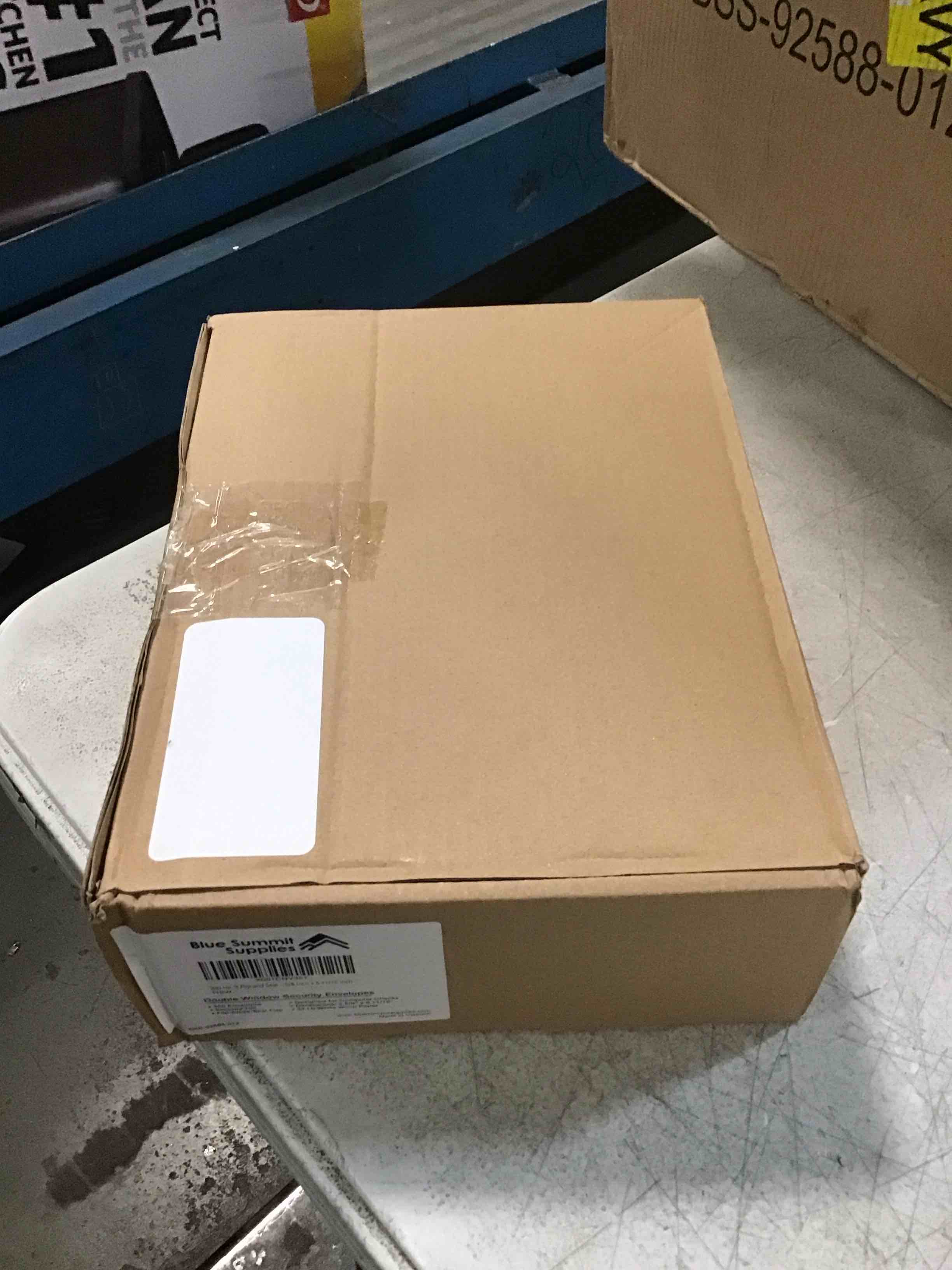 https://s3.amazonaws.com/lotting-images-prod/bidfta/TEA0448476_1730254487960.jpeg