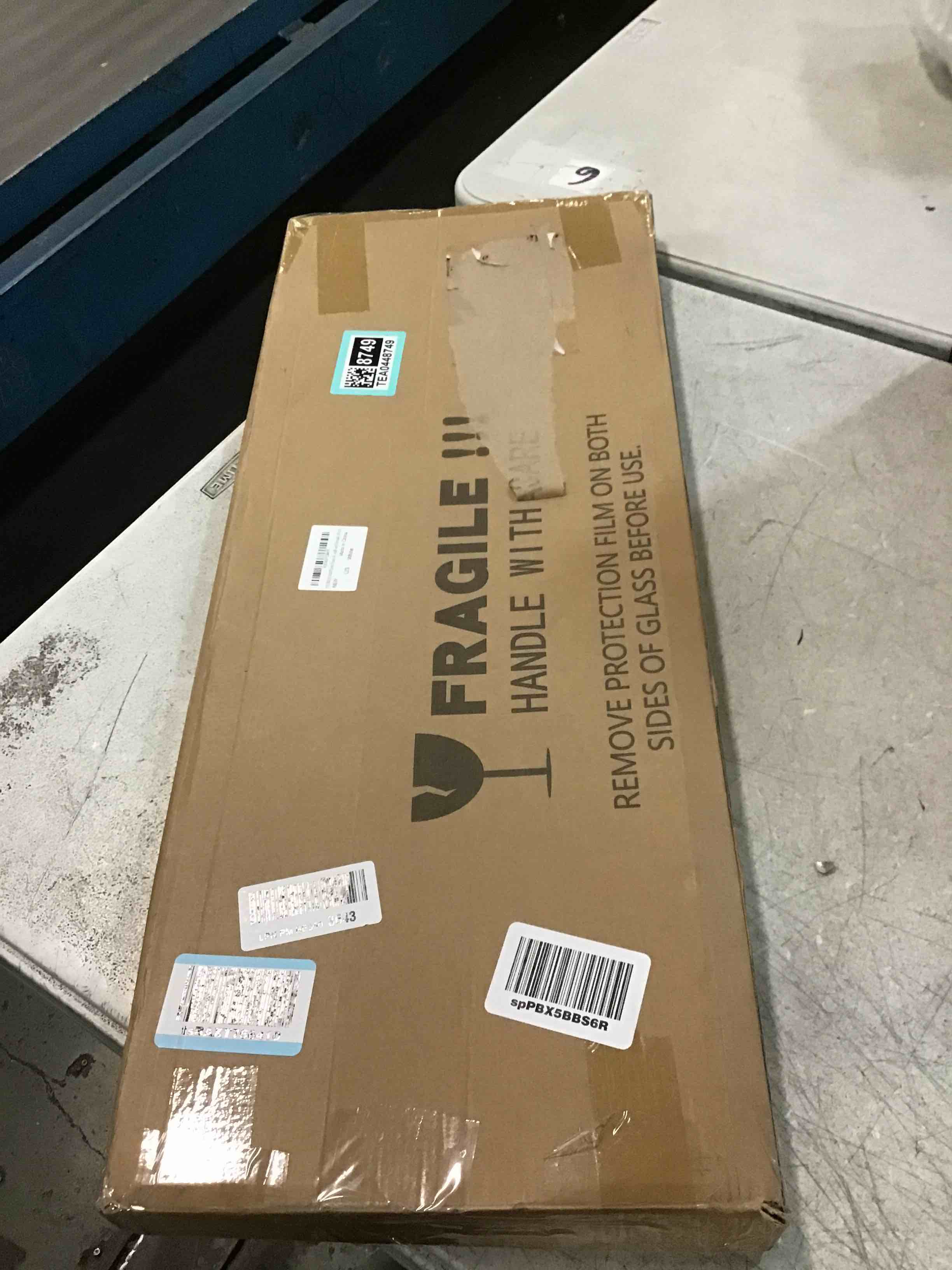 https://s3.amazonaws.com/lotting-images-prod/bidfta/TEA0448749_1729909482409.jpeg